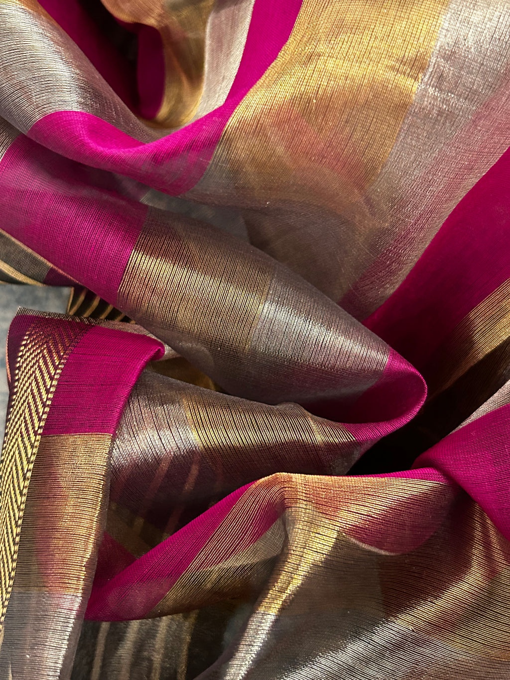 Handwoven Maheshwari tissue Kurta Dupatta Set