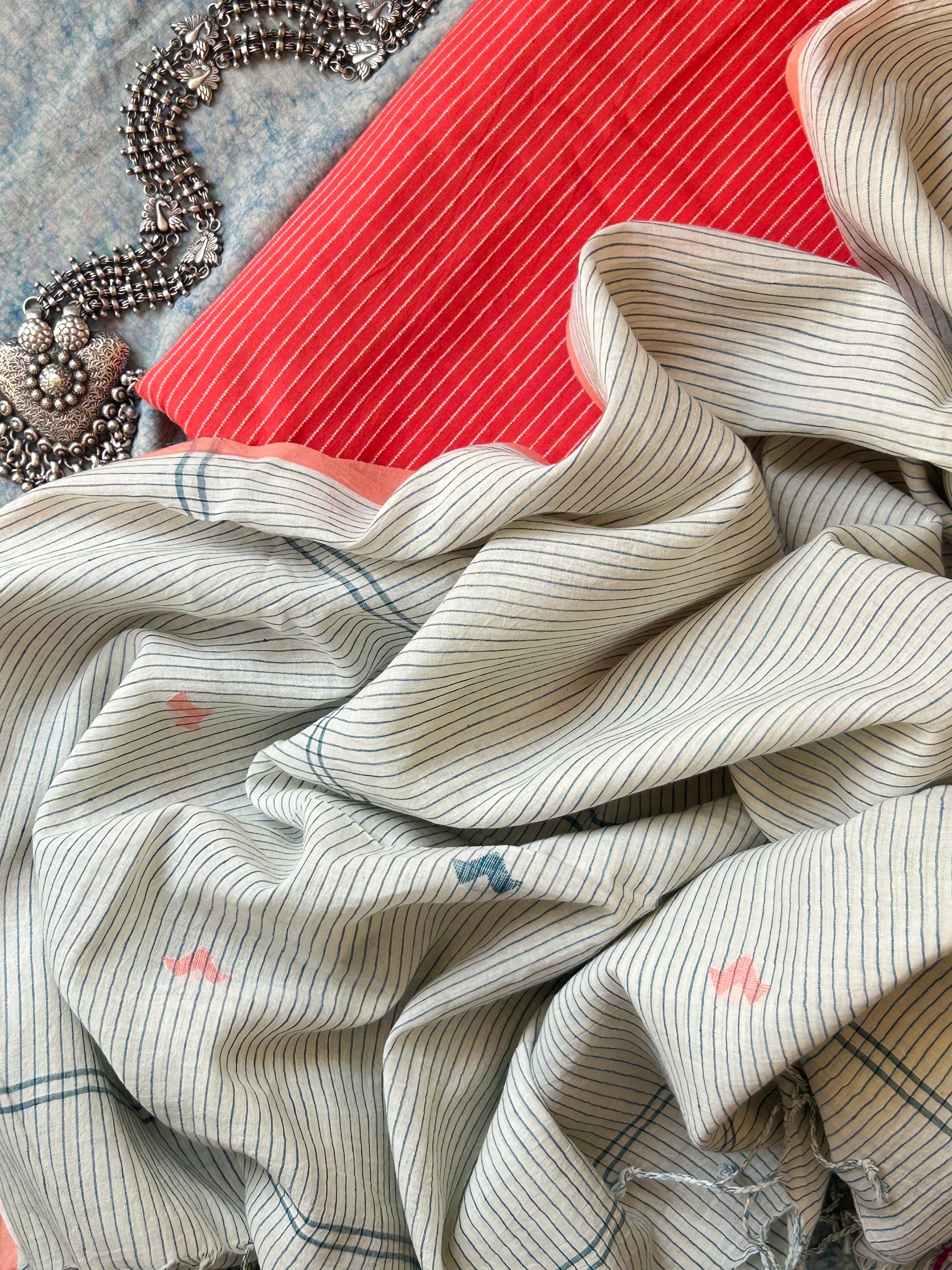 Handwoven Cotton Bengal Jamdani Dupatta Set -The Peach Story