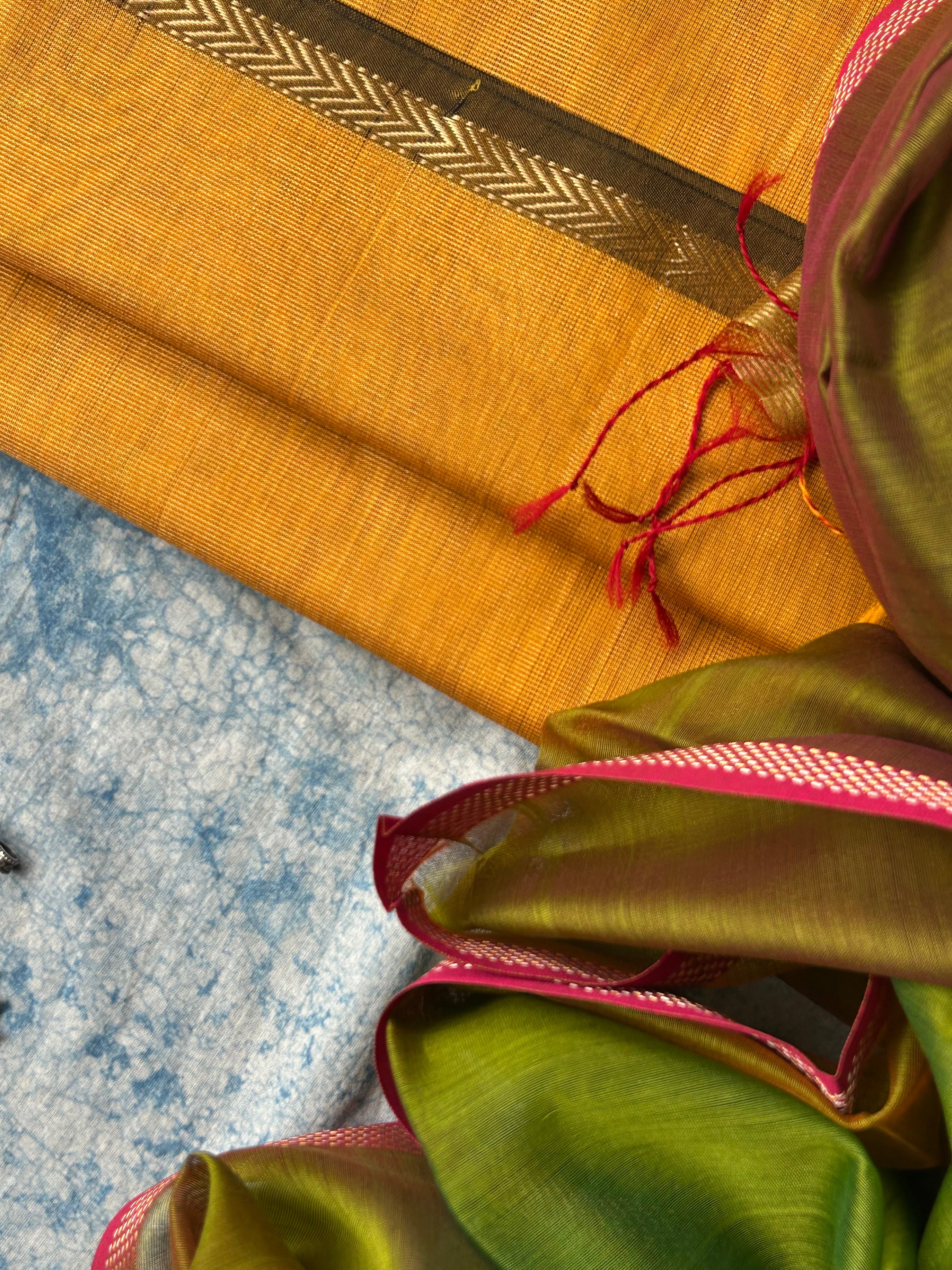 Sangam - Handwoven Maheshwari Kurta Dupatta Set
