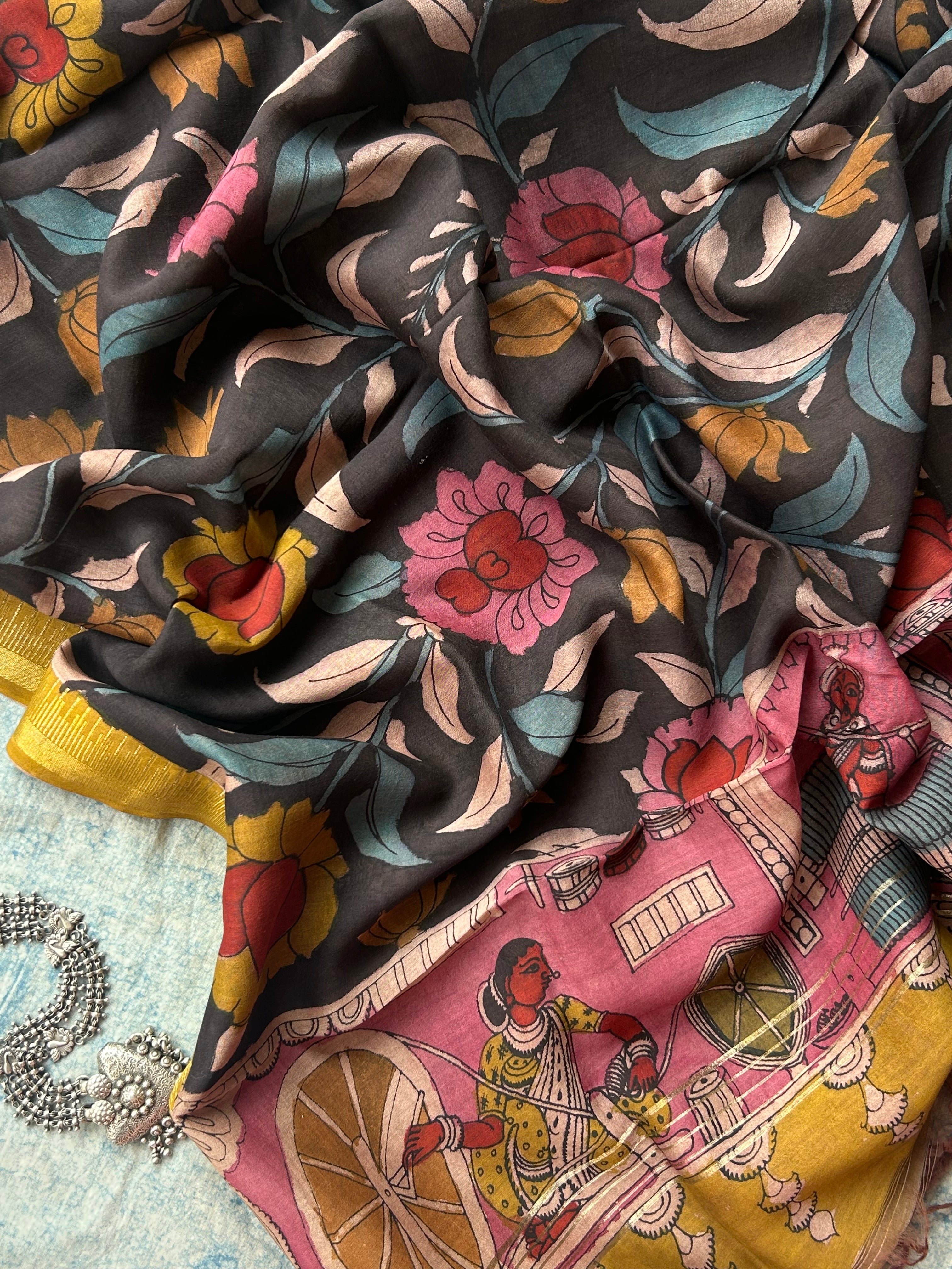Kamalini -Handwoven Hand-drawn Handpainted Pen Kalamkari Dupatta