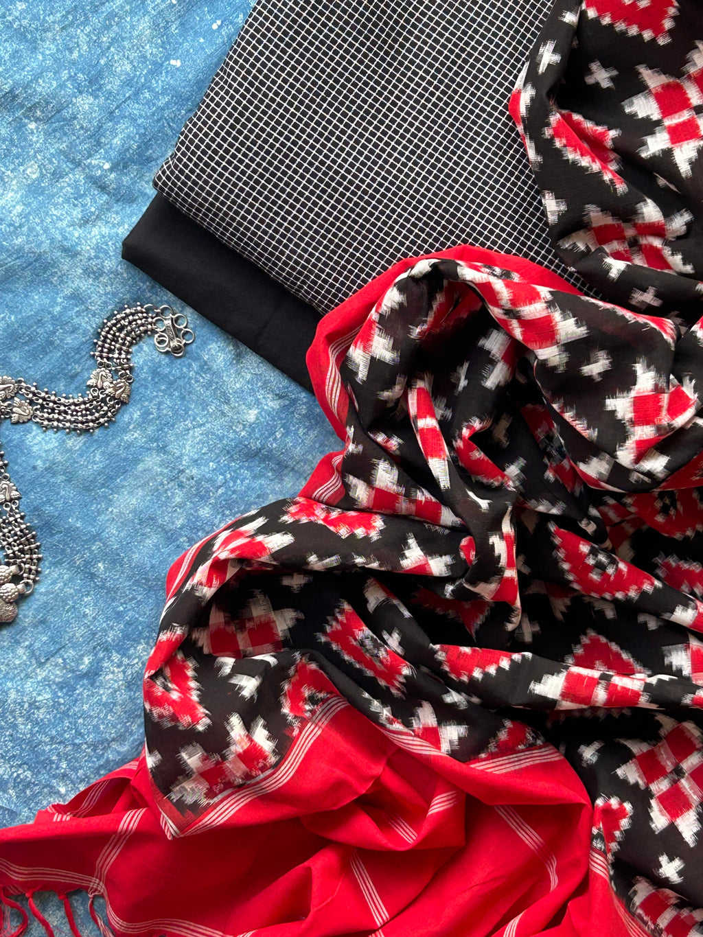 Kajali - Handwoven Ikath Kurta Dupatta Set