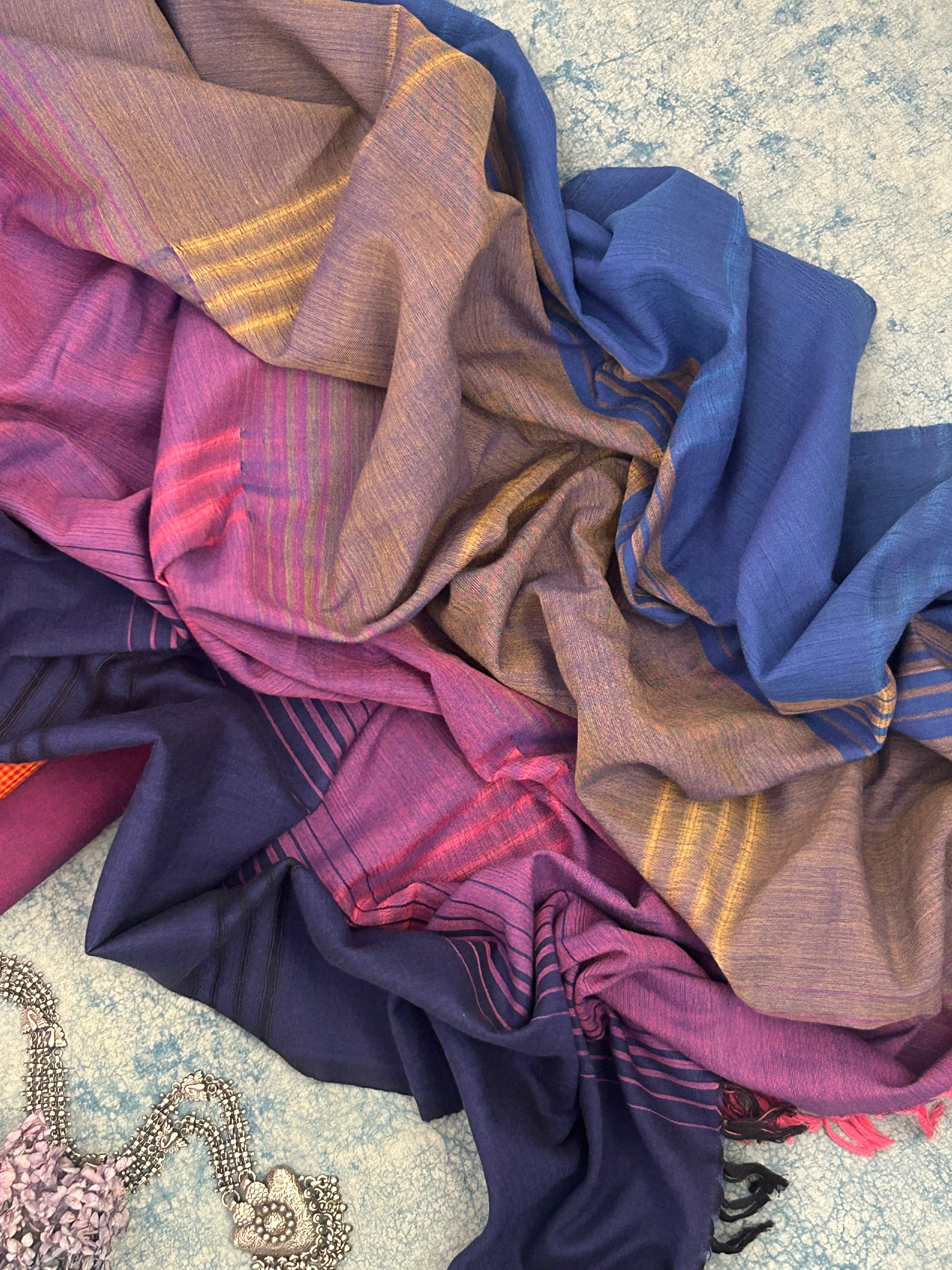 Handwoven Bhujodi Set - Orange and Deep Plum