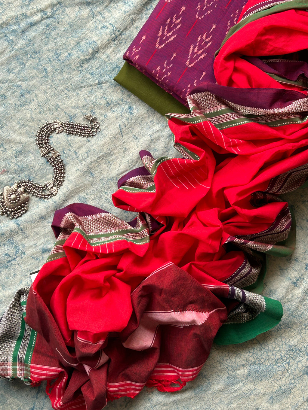 Harshini - Handwoven Telangana cotton and Ilkal Dupatta Set