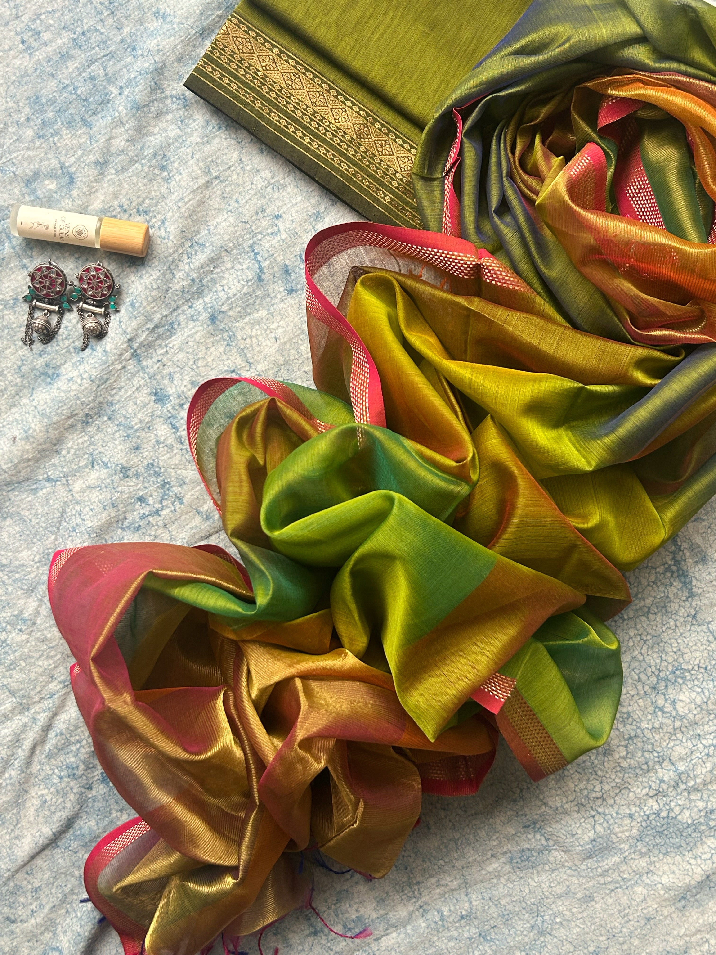 Diya - Handwoven Maheshwari Kurta Dupatta Set