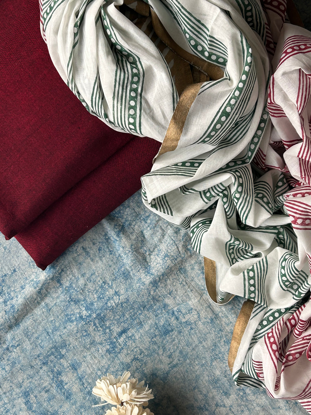 Handwoven Handblock Printed Set - Maroon