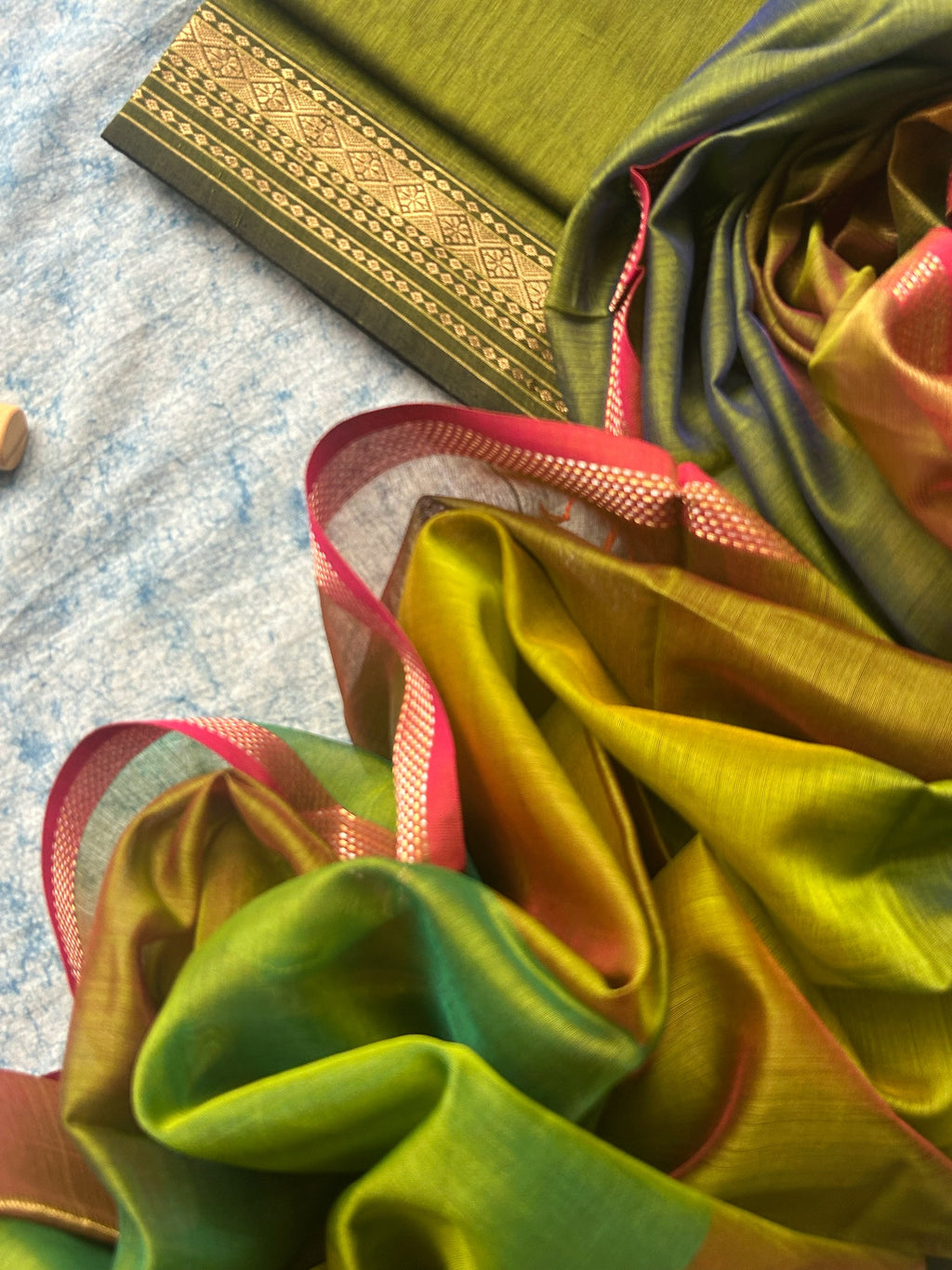 Diya - Handwoven Maheshwari Kurta Dupatta Set