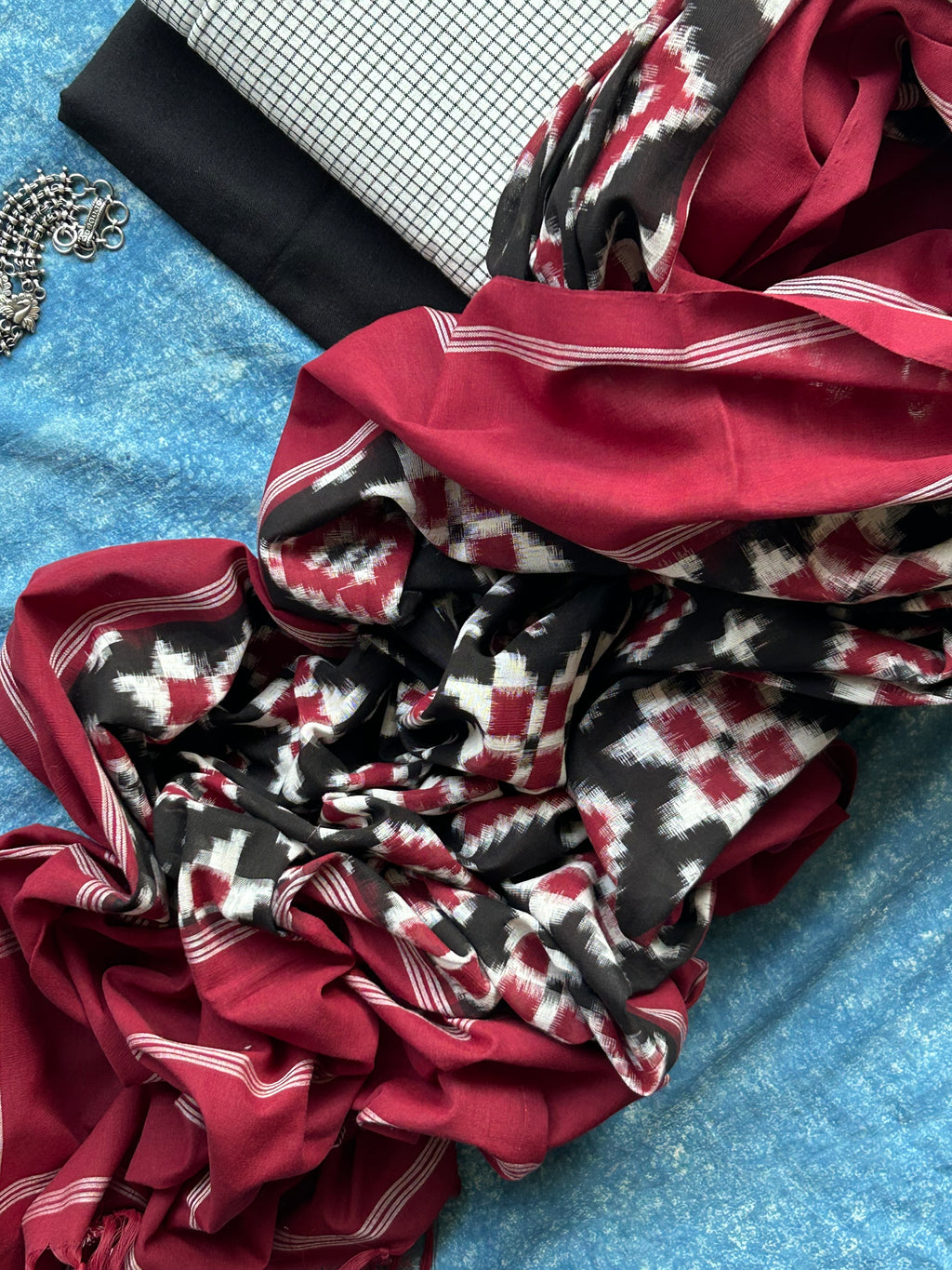 Anuraaga - Handwoven Ikath Kurta Dupatta Set