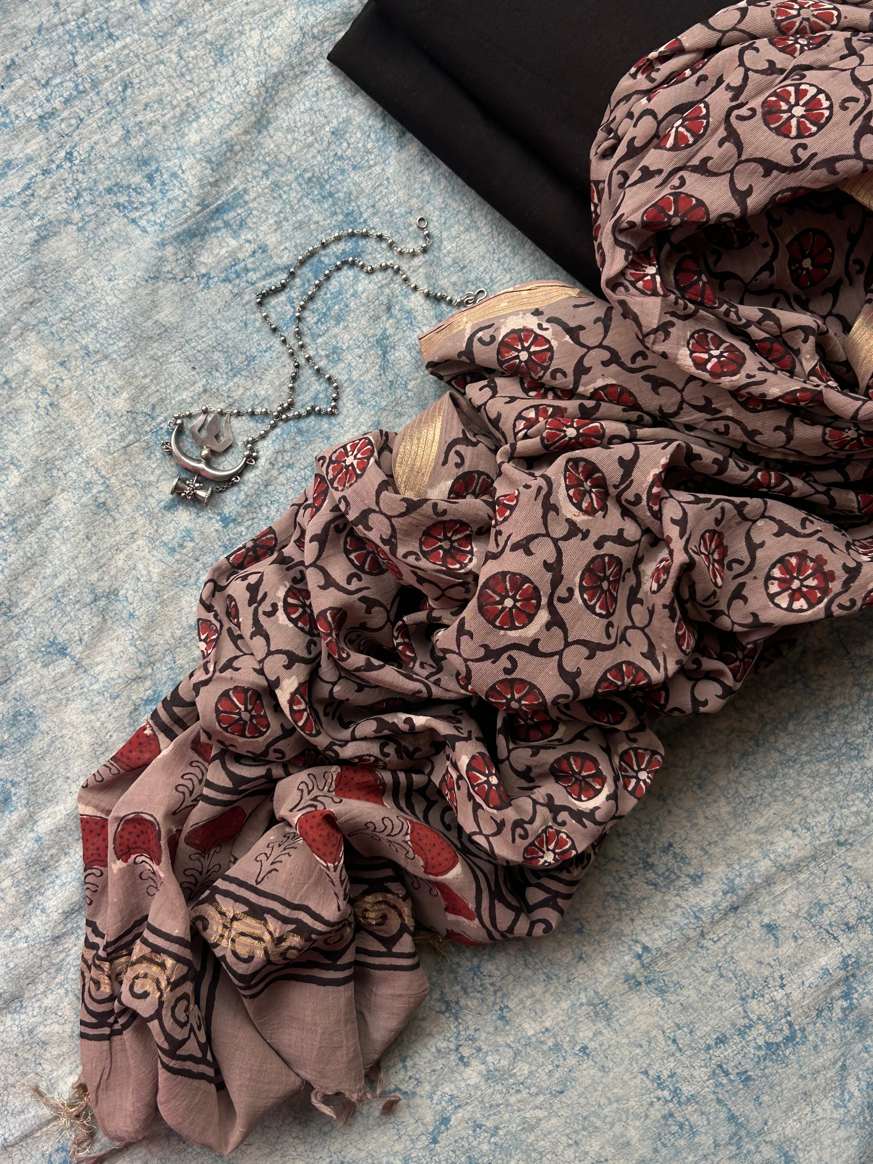 Shyamli - Handcrafted Cotton Suit Set