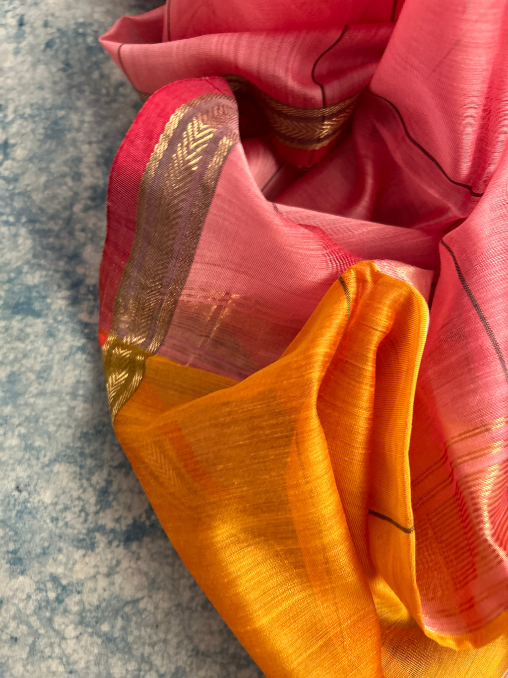 Handwoven Maheshwari Kurta Dupatta Set