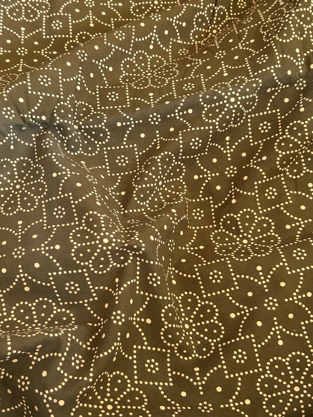 Hand Sreen Printed Azofree dye cotton - Mehndi Green (2.5m)