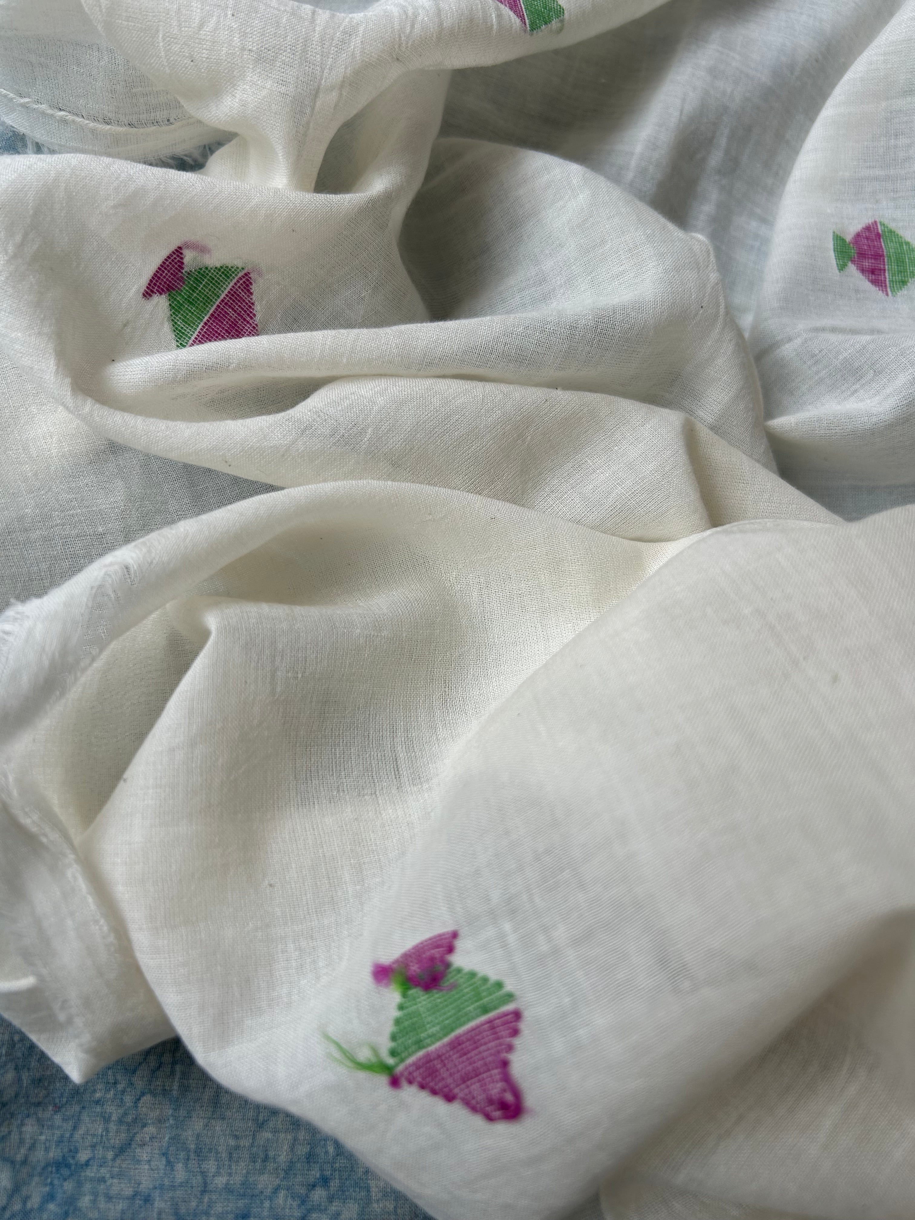 Madhumalti - Handwoven Bengal Jamdani Fabric (740 INR/metre)