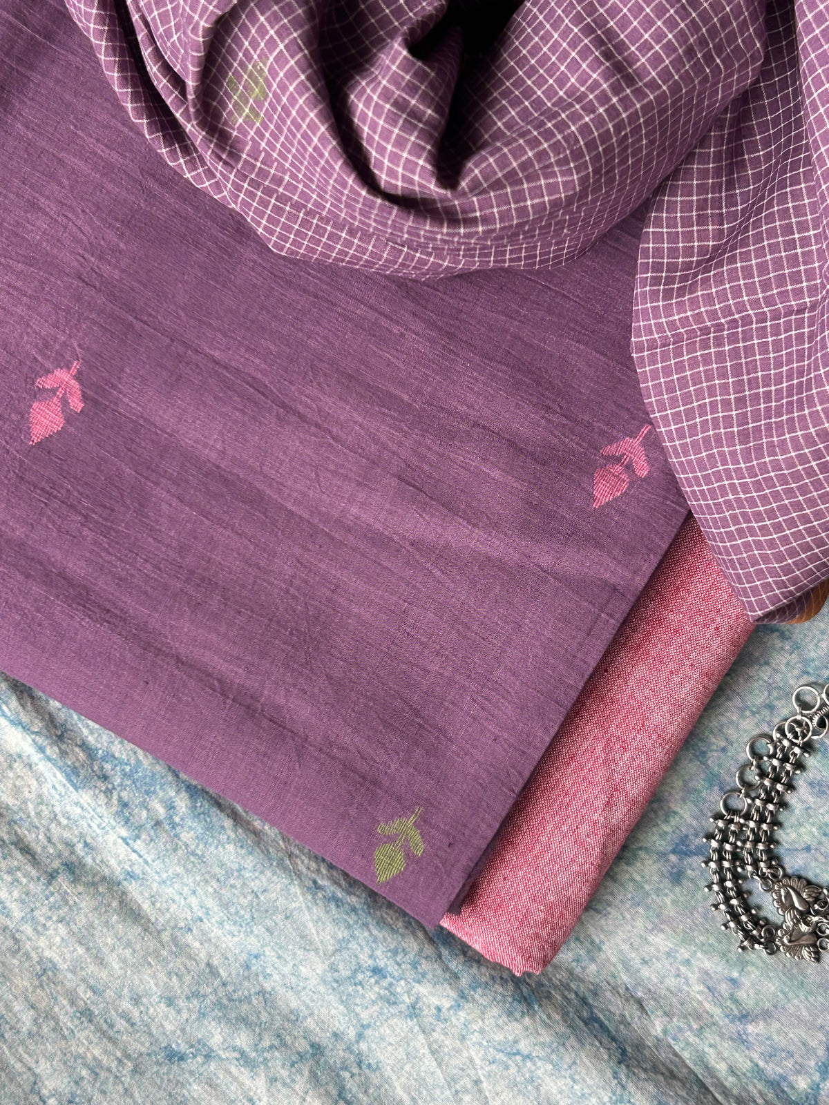 Aparajita - Handwoven Bengal Jamdani Kurta Dupatta set