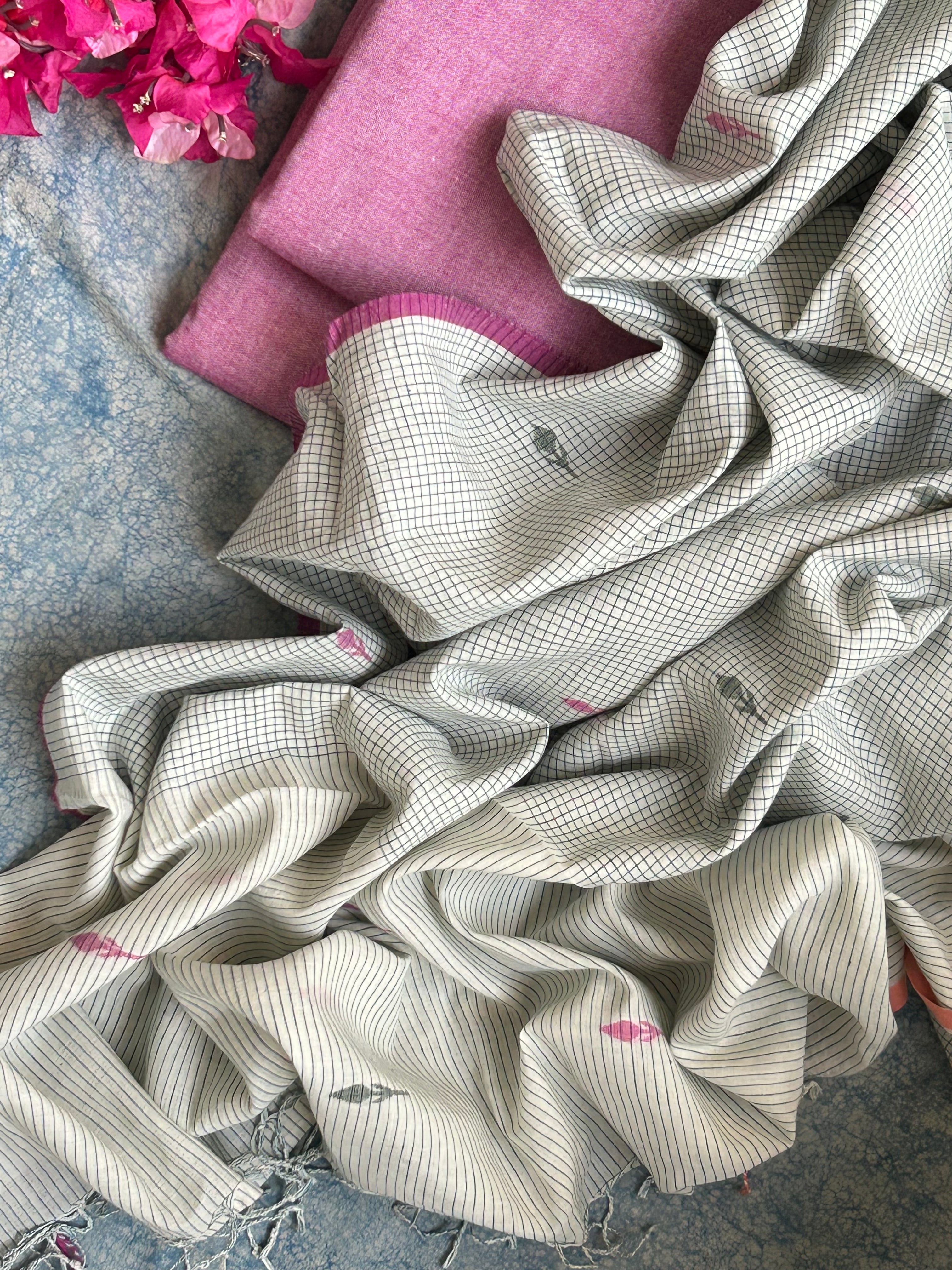 Handwoven Cotton Bengal Jamdani Dupatta Set -The Pink Affair