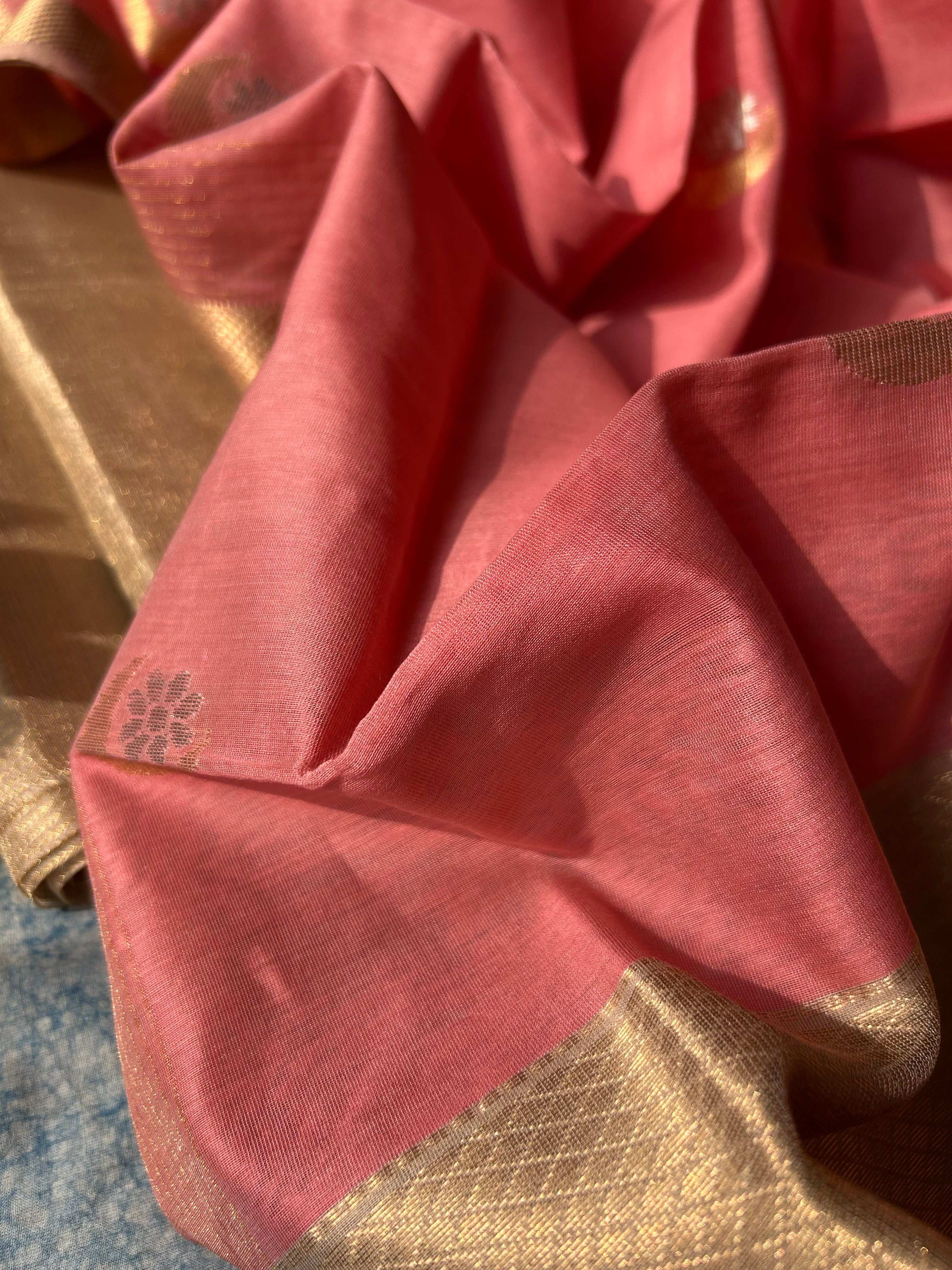 Handwoven Maheshwari Tissue Kurta Dupatta Set -Gold & Baby Pink