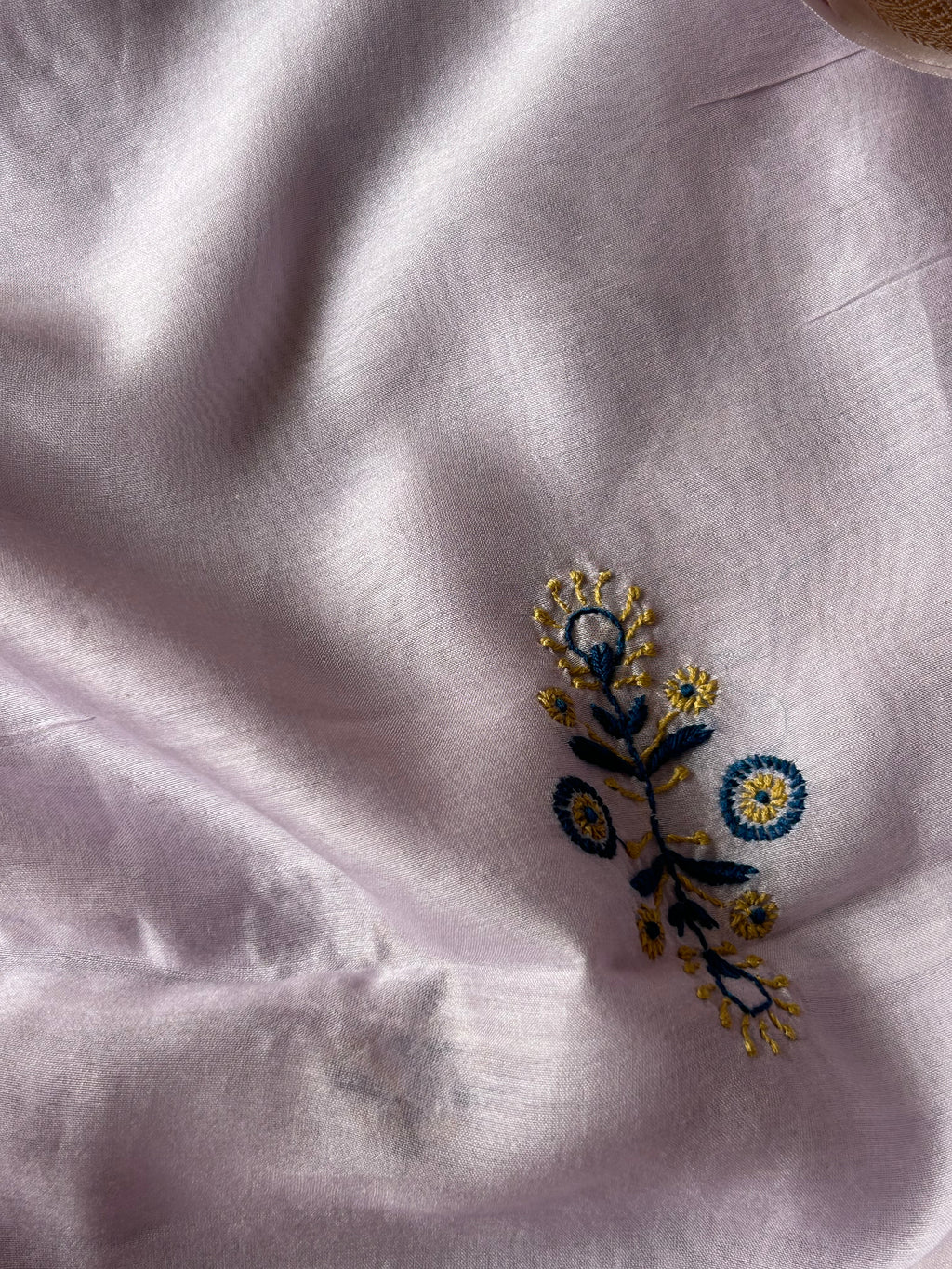 Tanvi - Handwoven Chikankari Work Maheshwari Set
