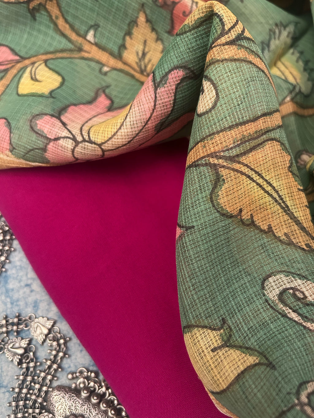 Handwoven Handcrafted Kalamkari Set