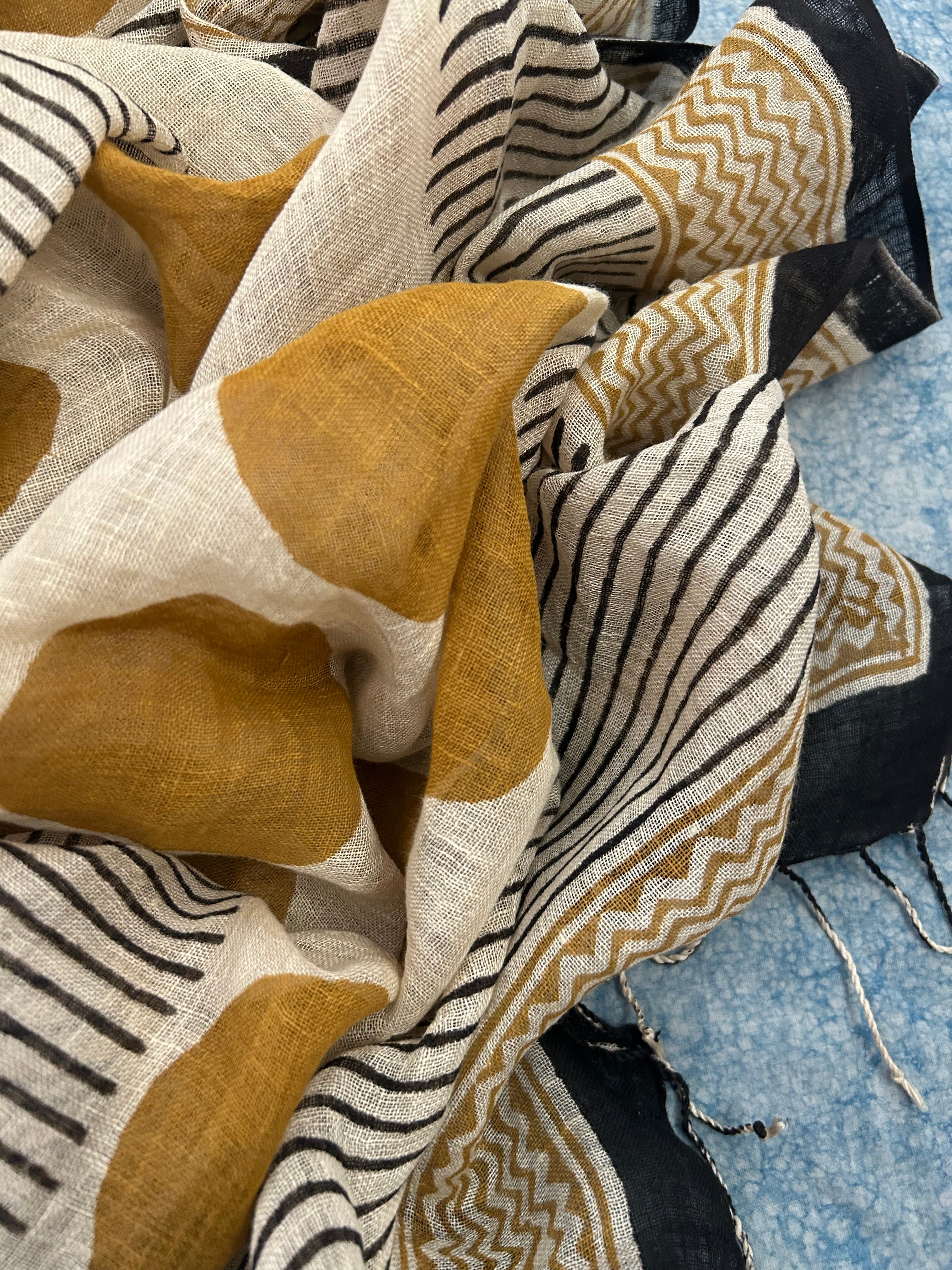 Handwoven Handblock Printed Set - Mustard Brown