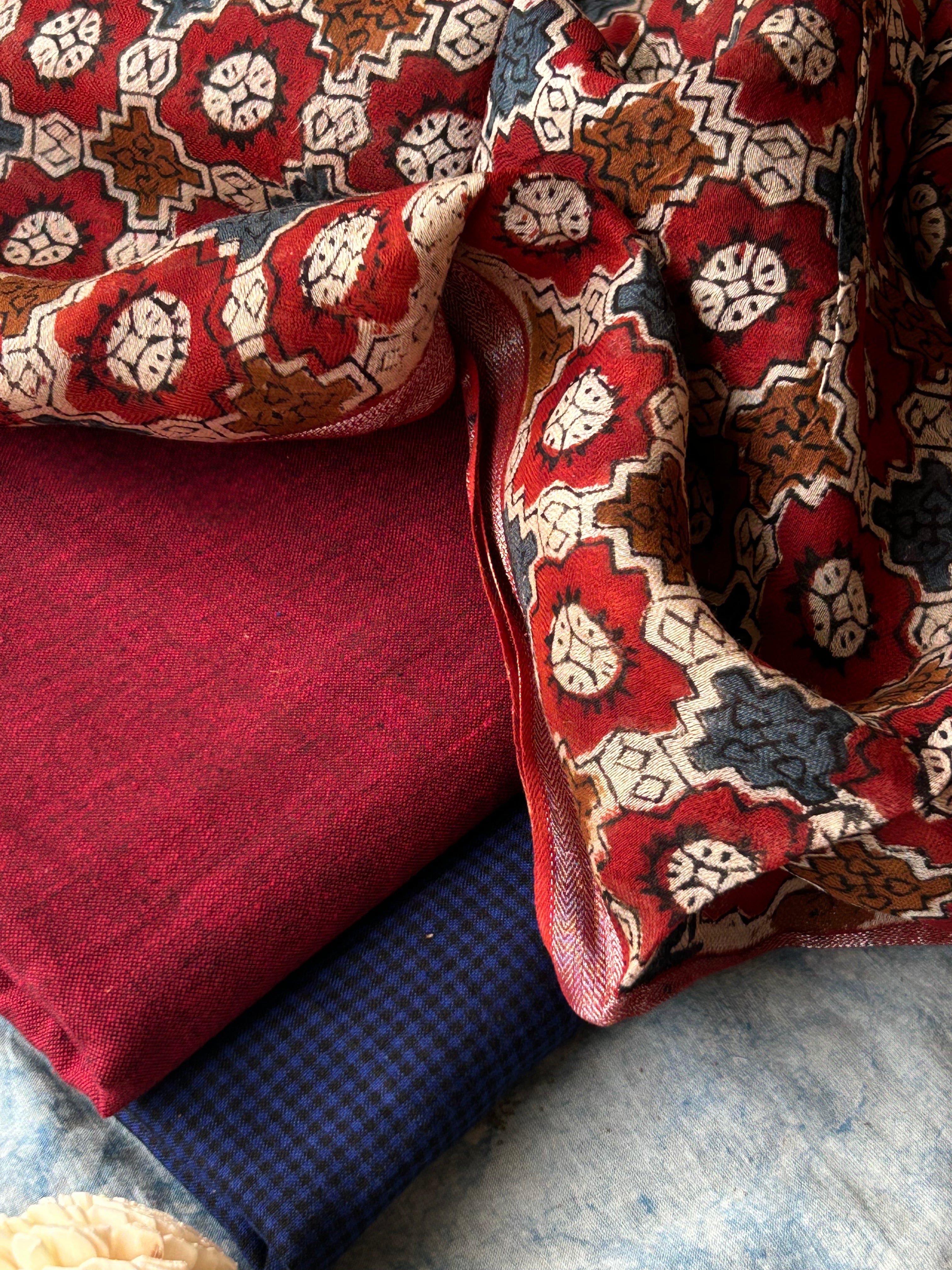Handwoven Handblock Printed Set - Deep Blue and Maroon