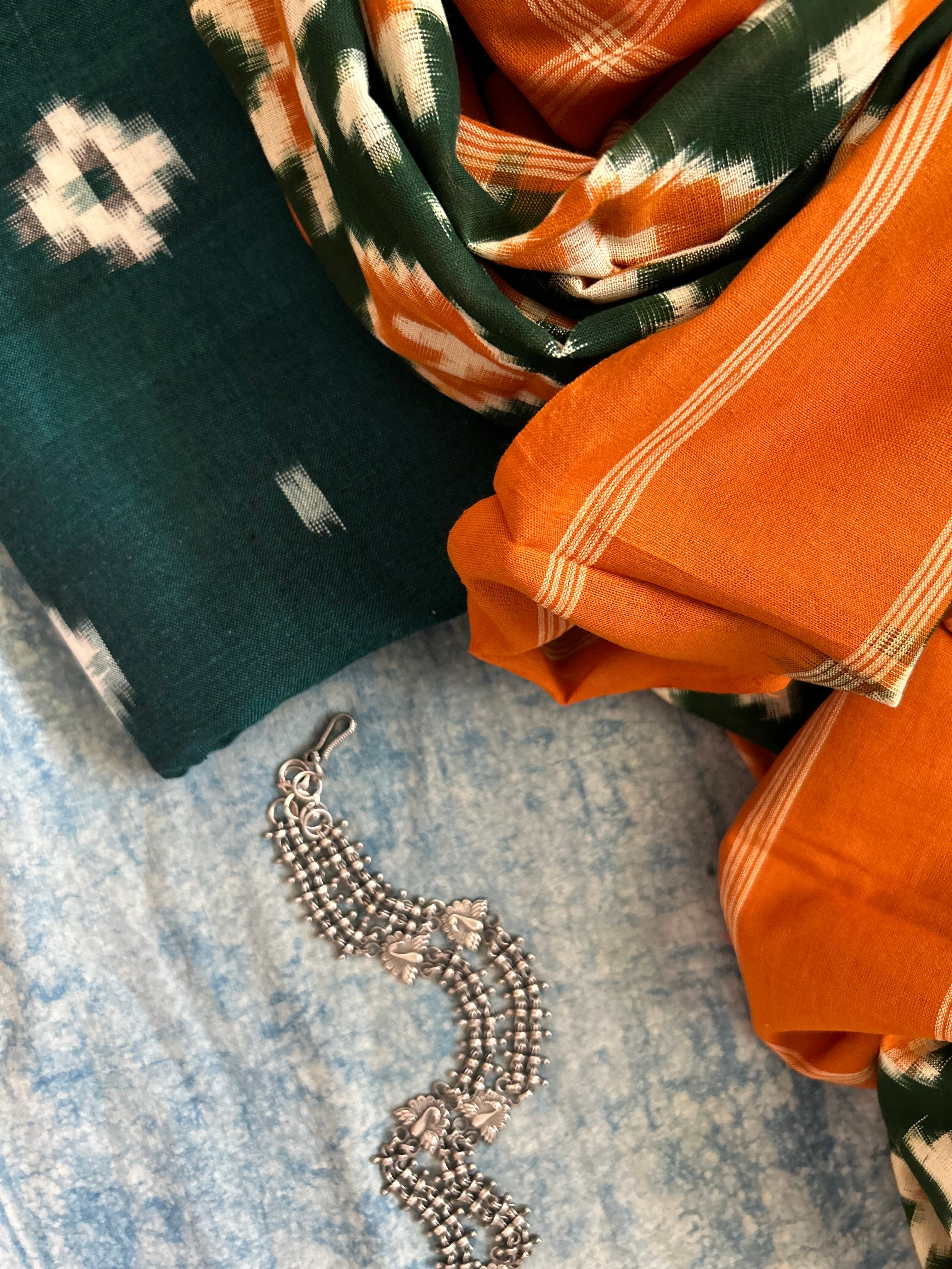 Handwoven Ikat Kurta Telia Dupatta Set