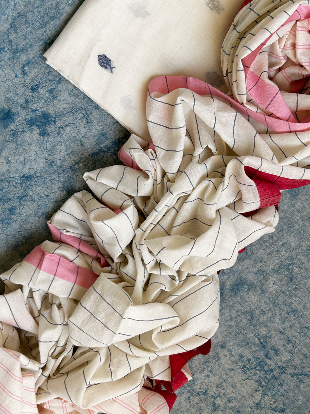Sehar - Handwoven Bengal Jamdani Kurta Dupatta set