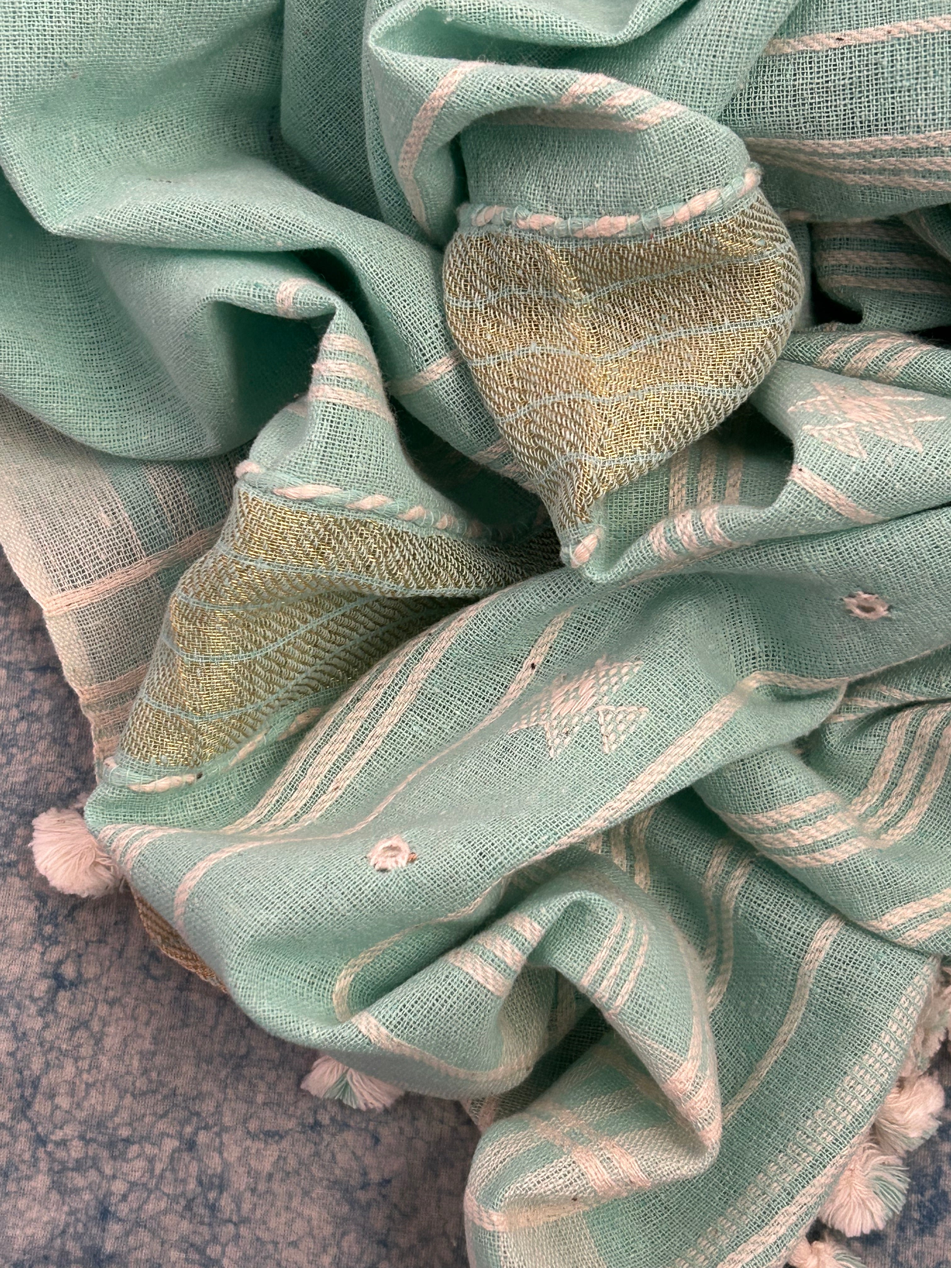 Parijaat - Handwoven Bhujodi Kala Cotton Set