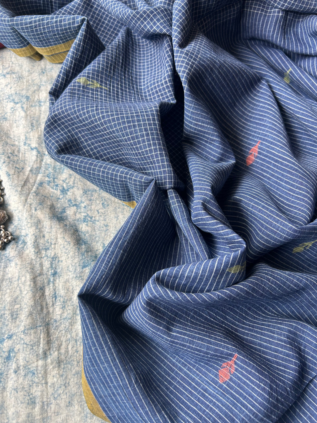 Vrishti - Handwoven Bengal Jamdani Kurta Dupatta set