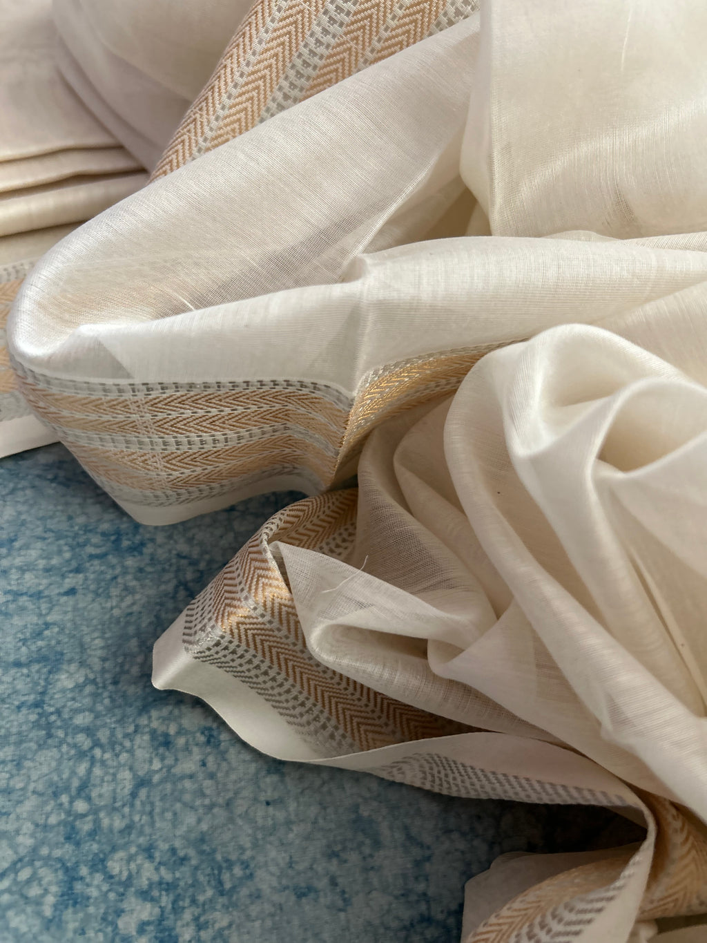 Handwoven Maheshwari Kurta Dupatta Set