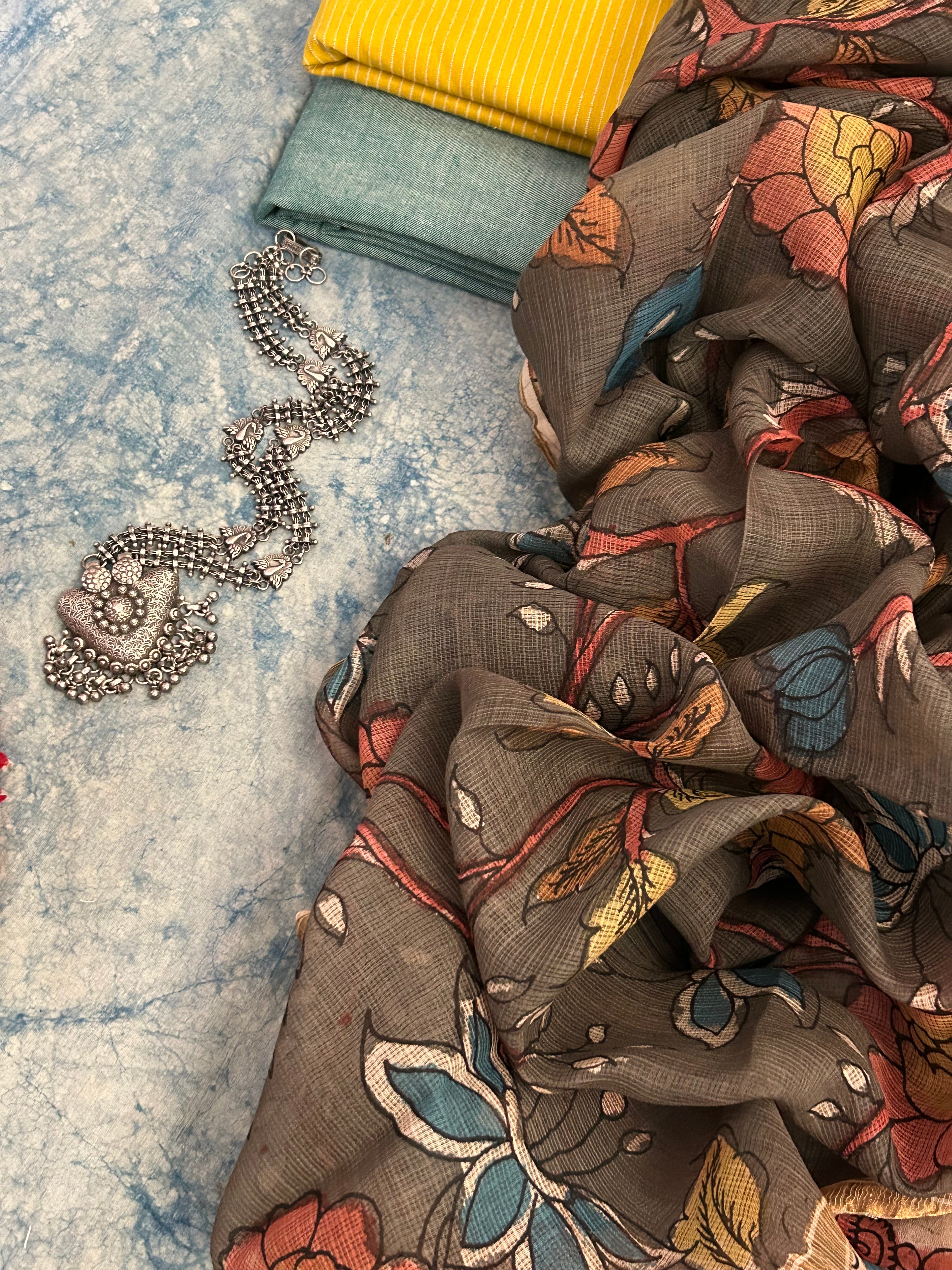 Handwoven Handpainted Kalamkari Set