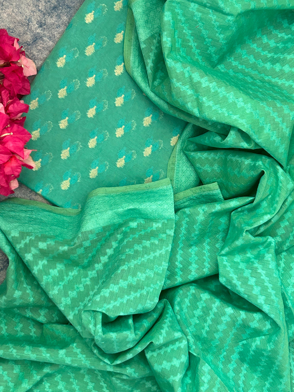 Handcrafted Kurta Dupatta set