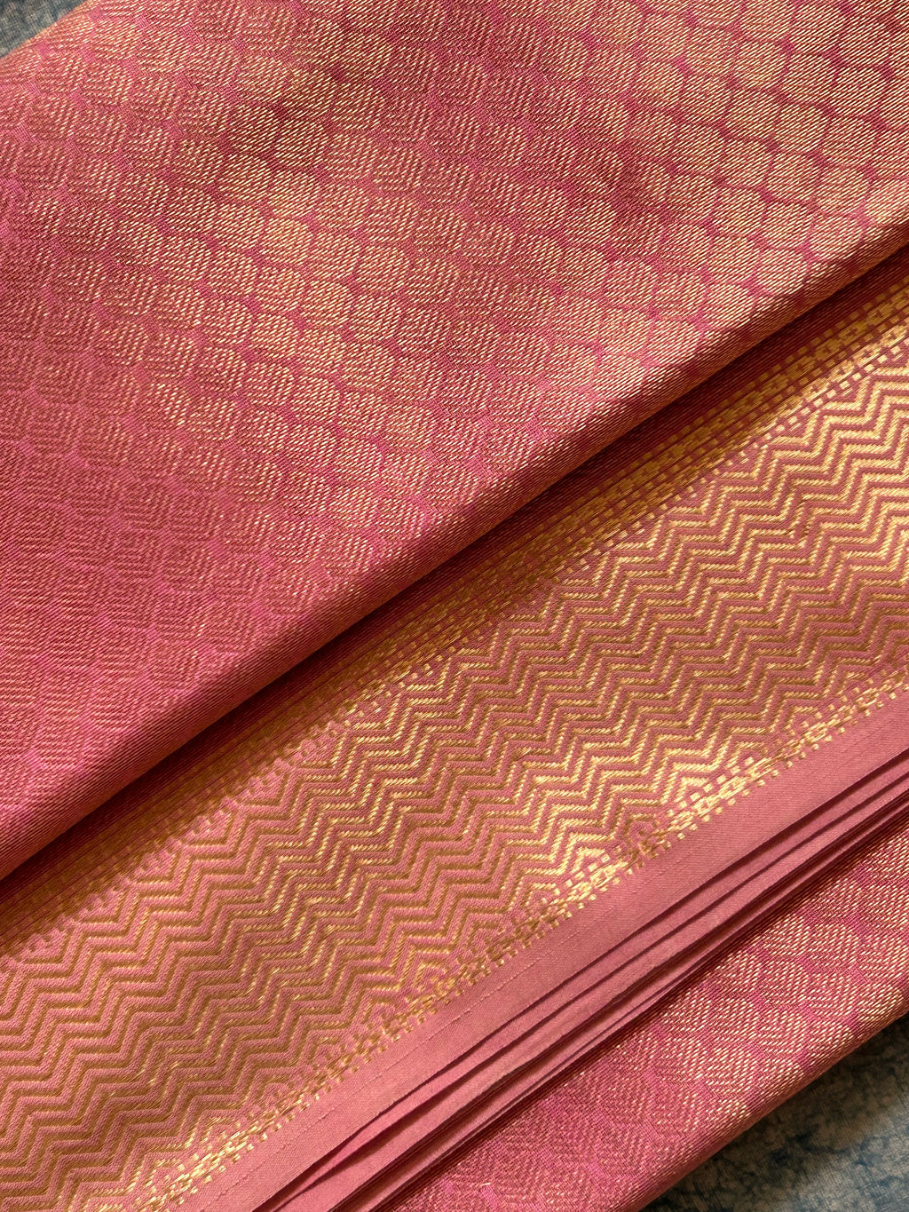 Handwoven Tissue Maheshwari Kurta Dupatta Set