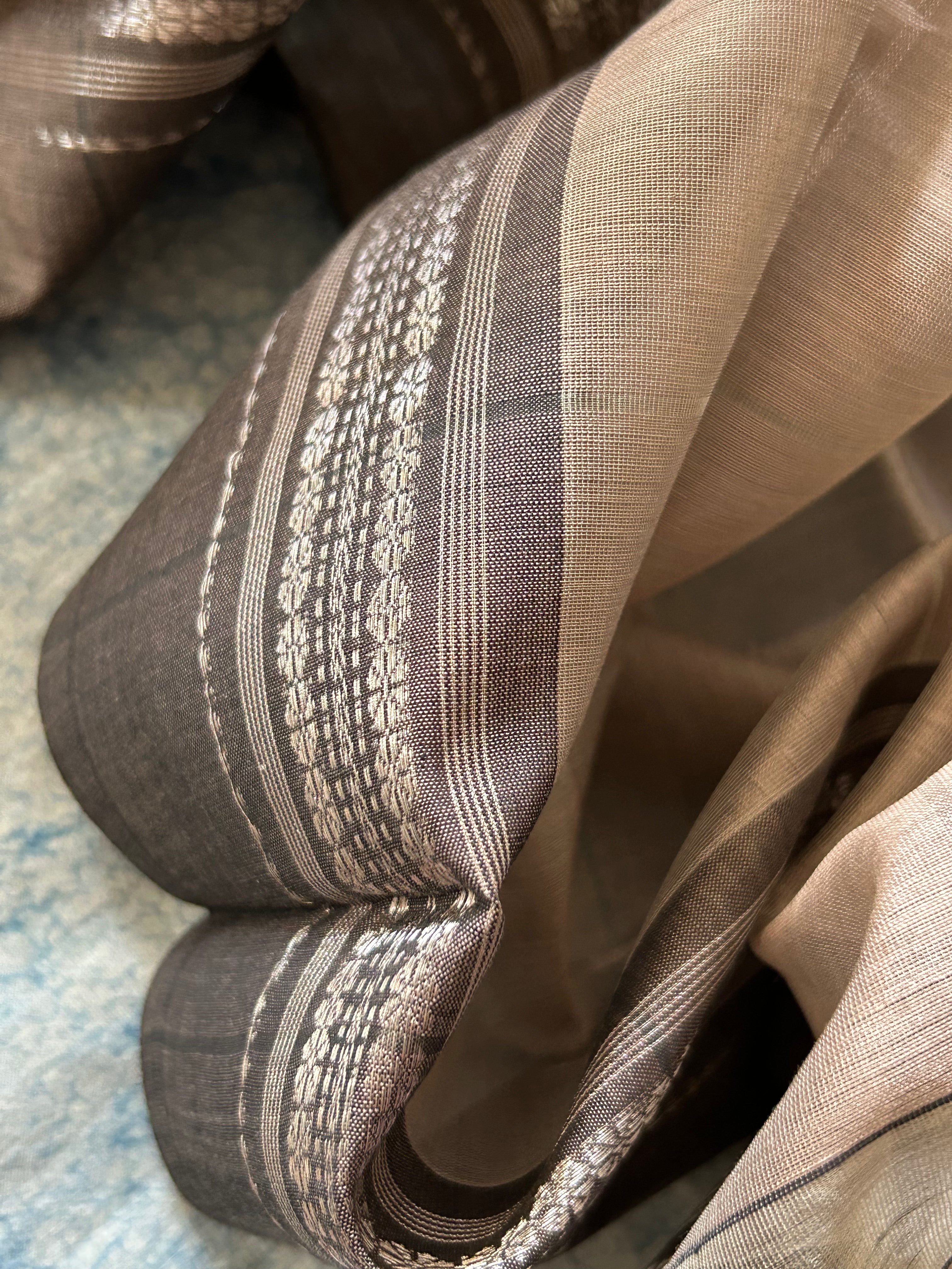 Handwoven Maheshwari Kurta Dupatta Set