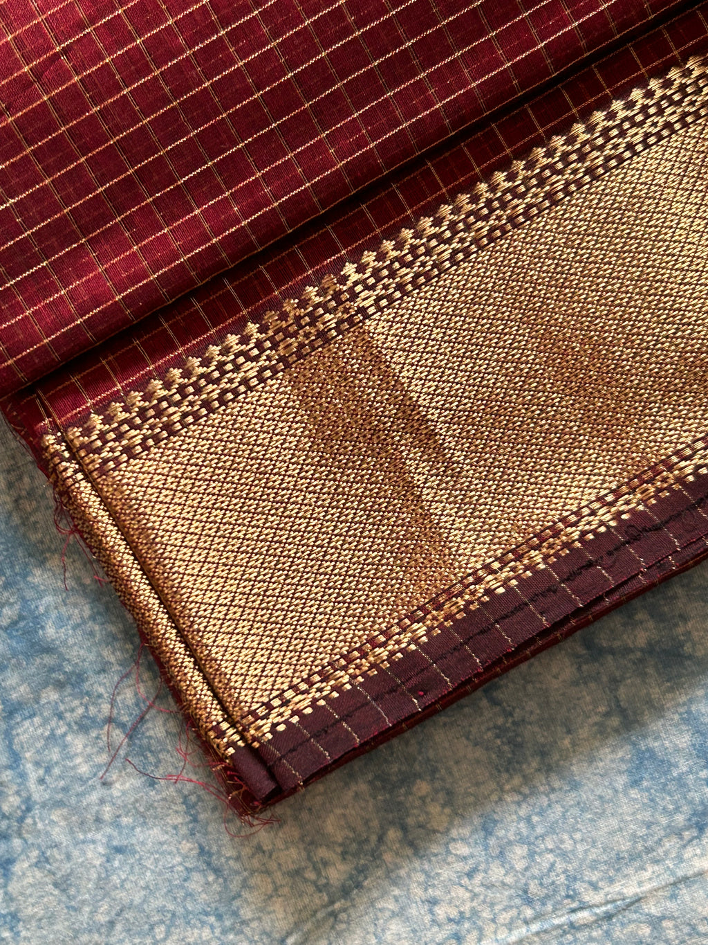 Handwoven Maheshwari Kurta Dupatta Set