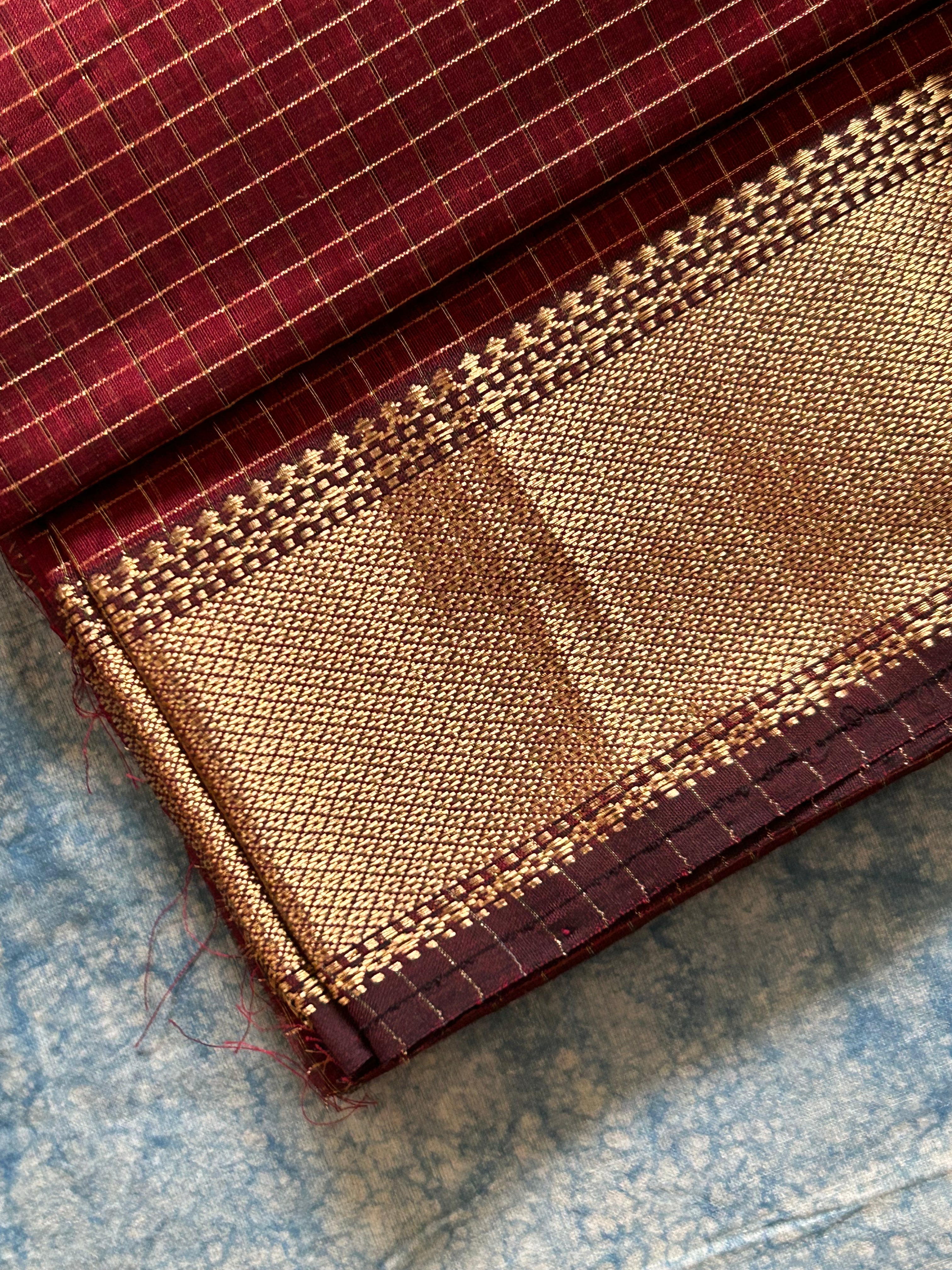 Handwoven Maheshwari Kurta Dupatta Set