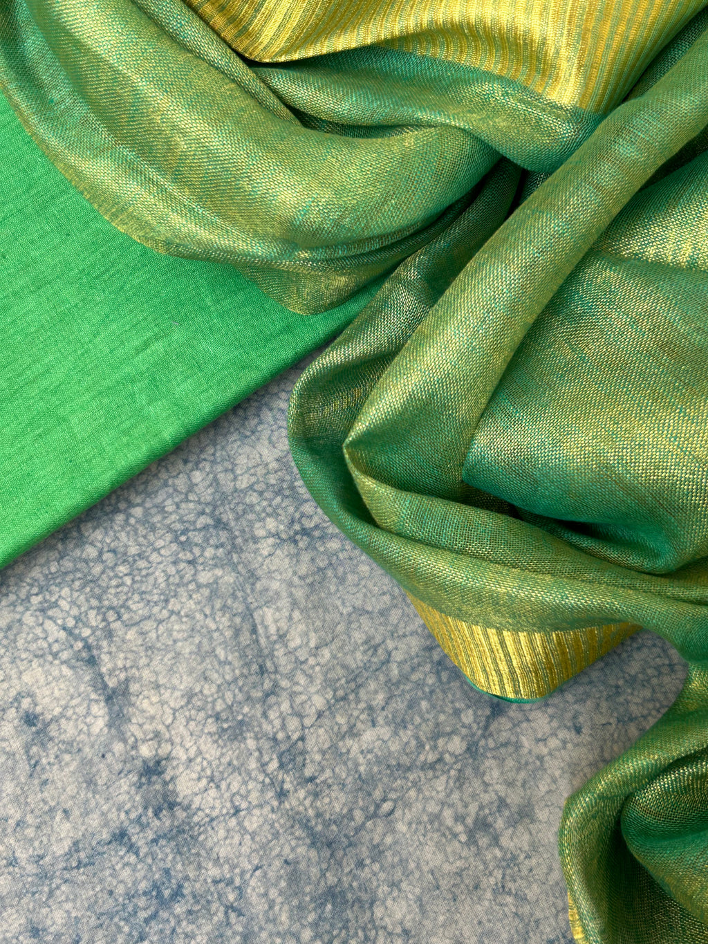 Handcrafted Linen Kurta Dupatta Set