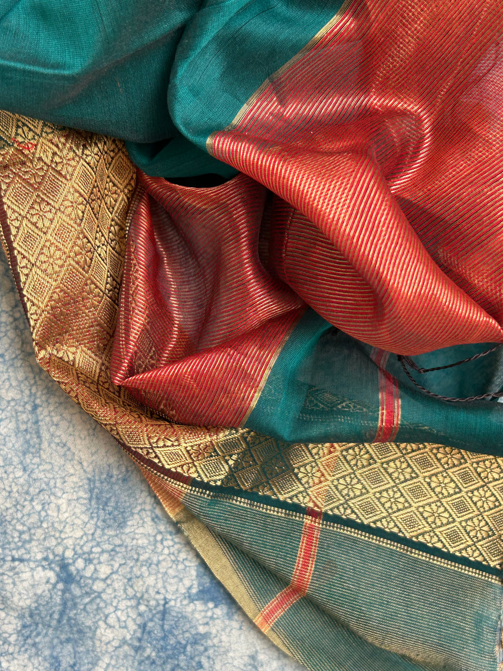 Handwoven Maheshwari Kurta Dupatta Set