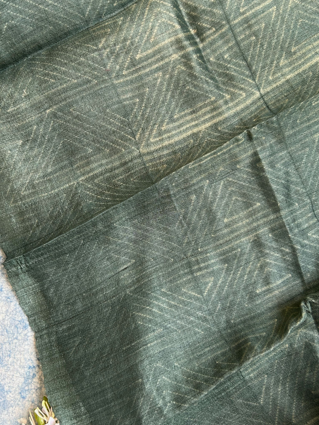 Handwoven & Handmade Tussar Shibori Kurta Dupatta Set