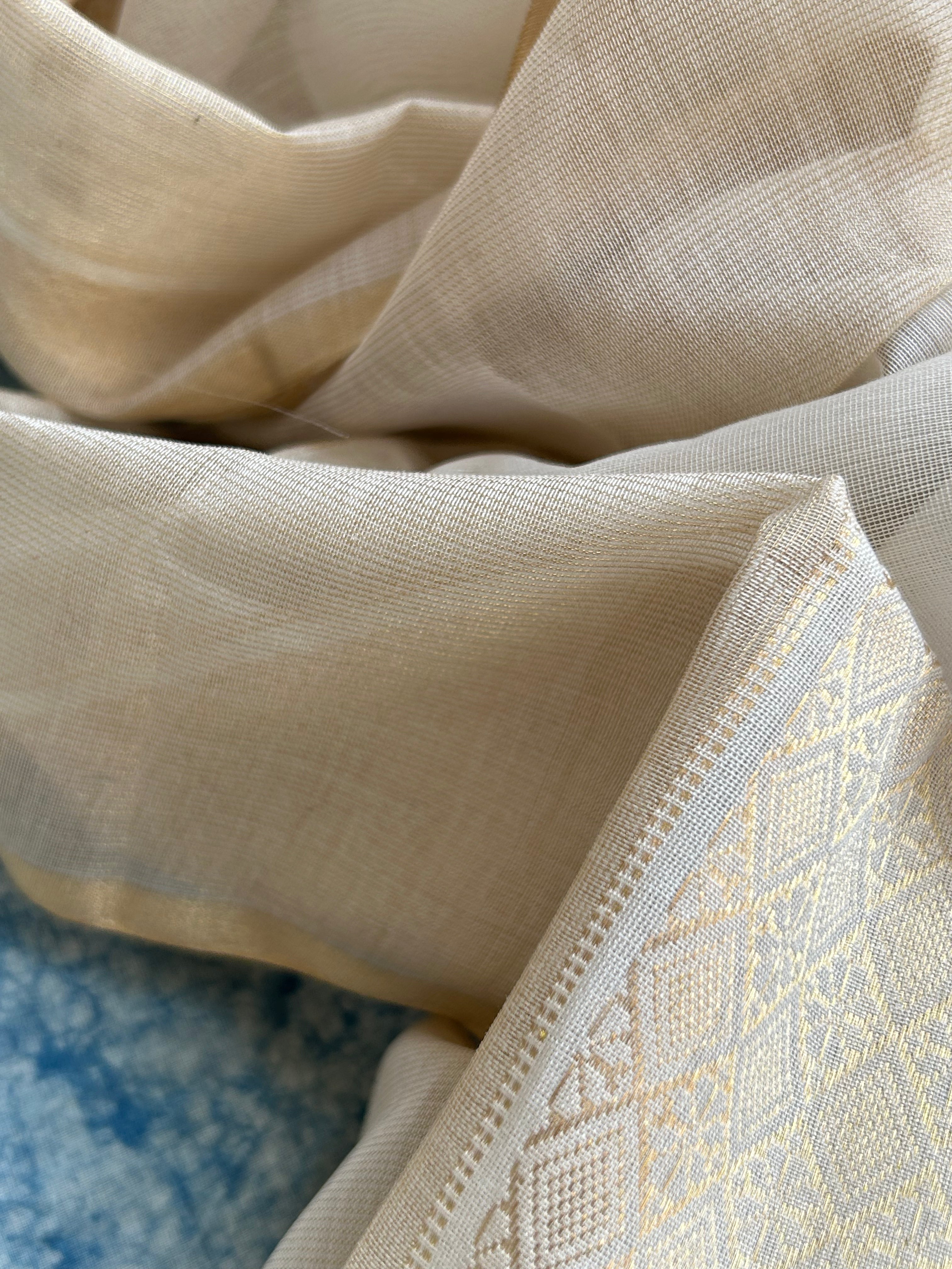 Handwoven Maheshwari Kurta Dupatta Set
