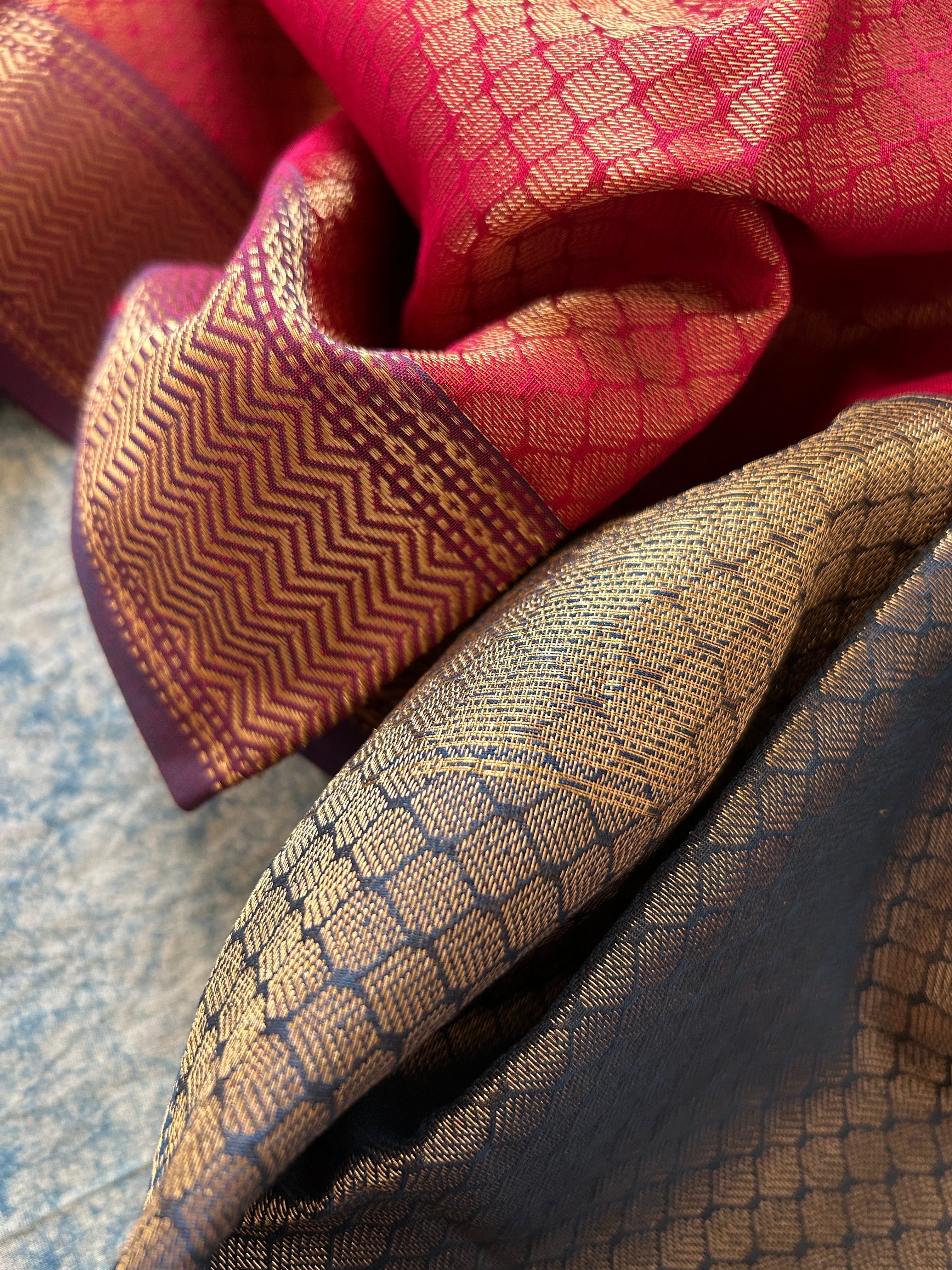 Handwoven Tissue Maheshwari Kurta Dupatta Set
