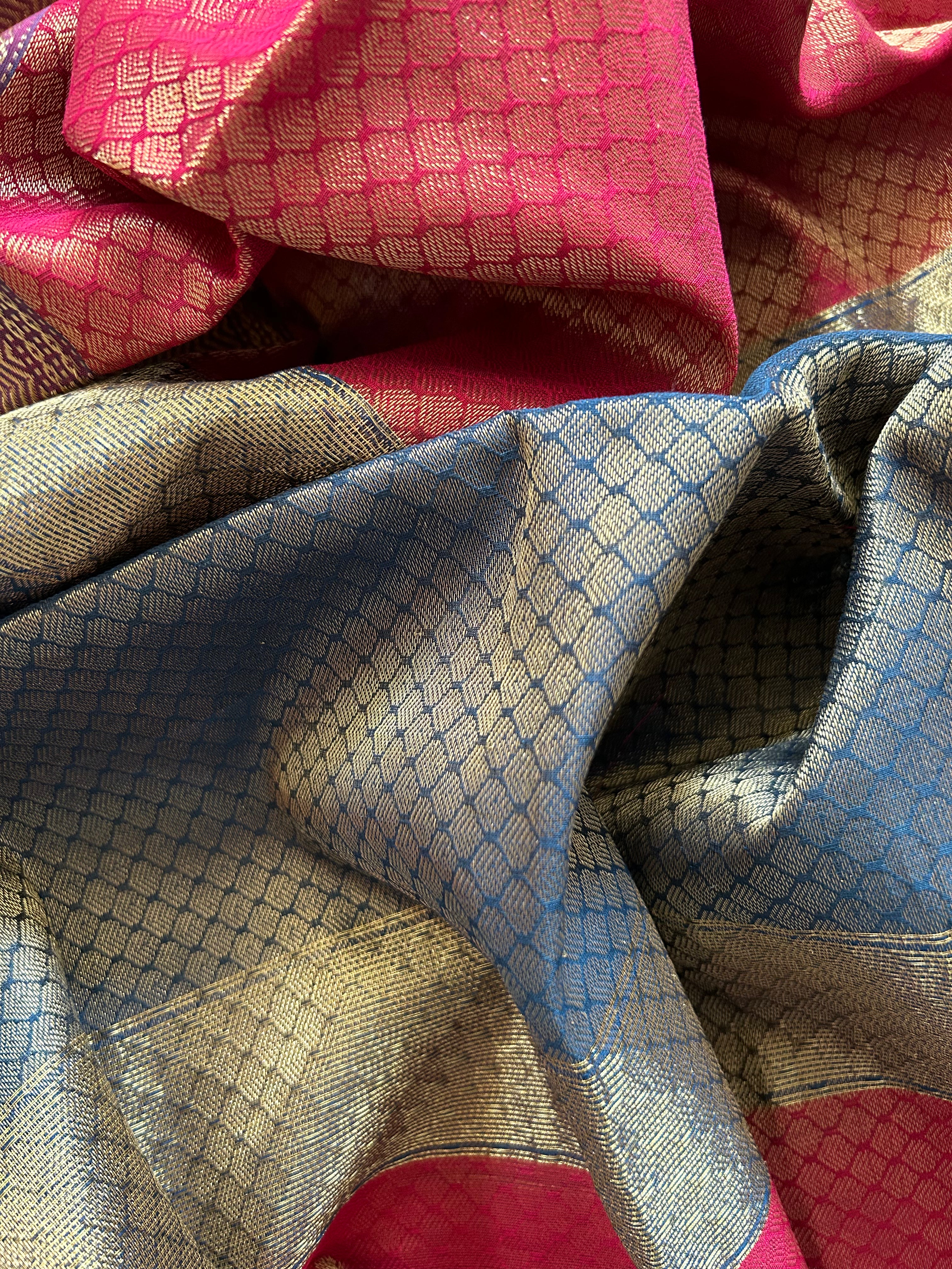 Handwoven Tissue Maheshwari Kurta Dupatta Set