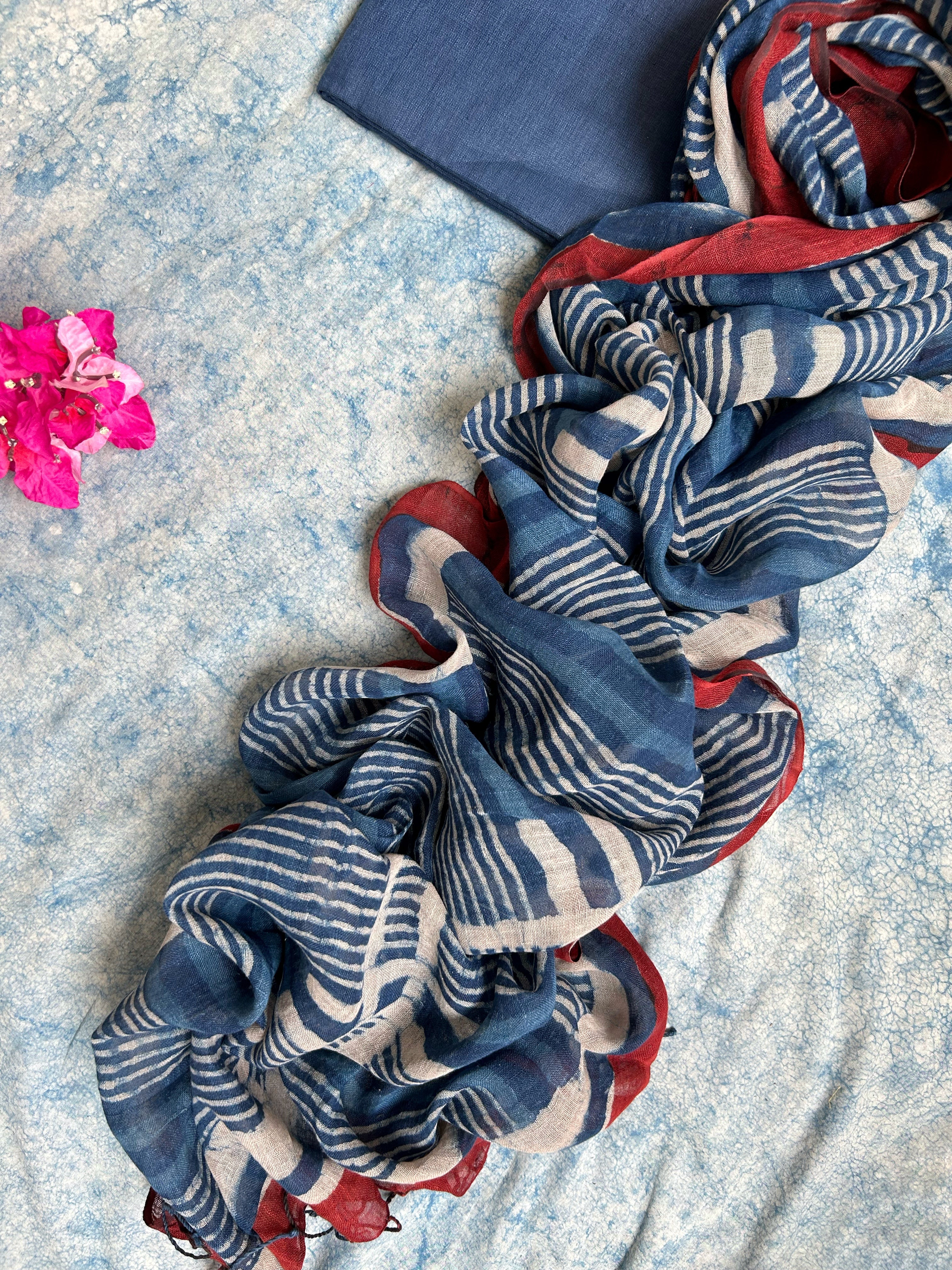 Handcrafted Linen Kurta Dupatta Set