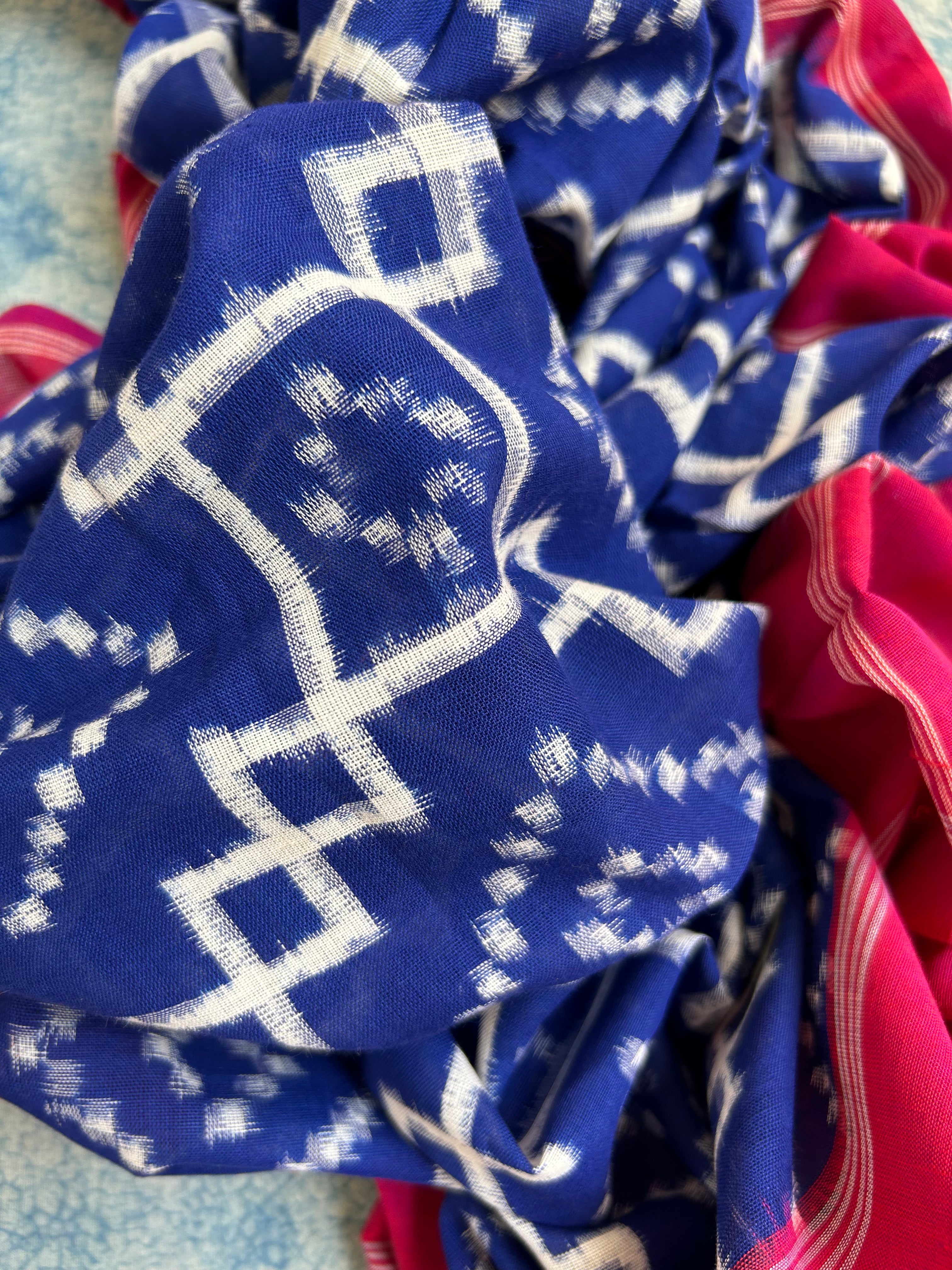 Handwoven Double Ikat Kurta Telia Dupatta Set