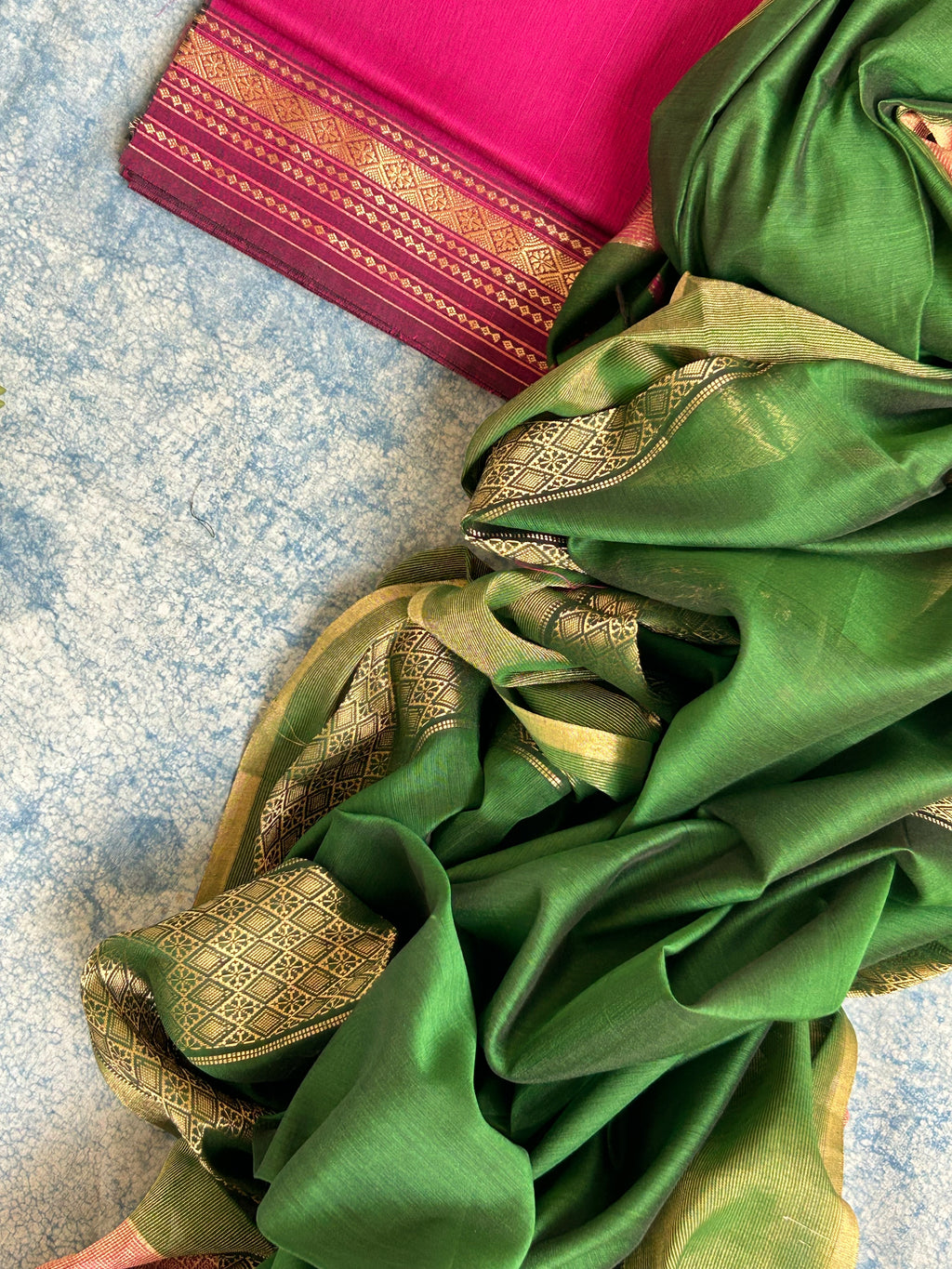Handwoven Maheshwari Kurta Dupatta Set