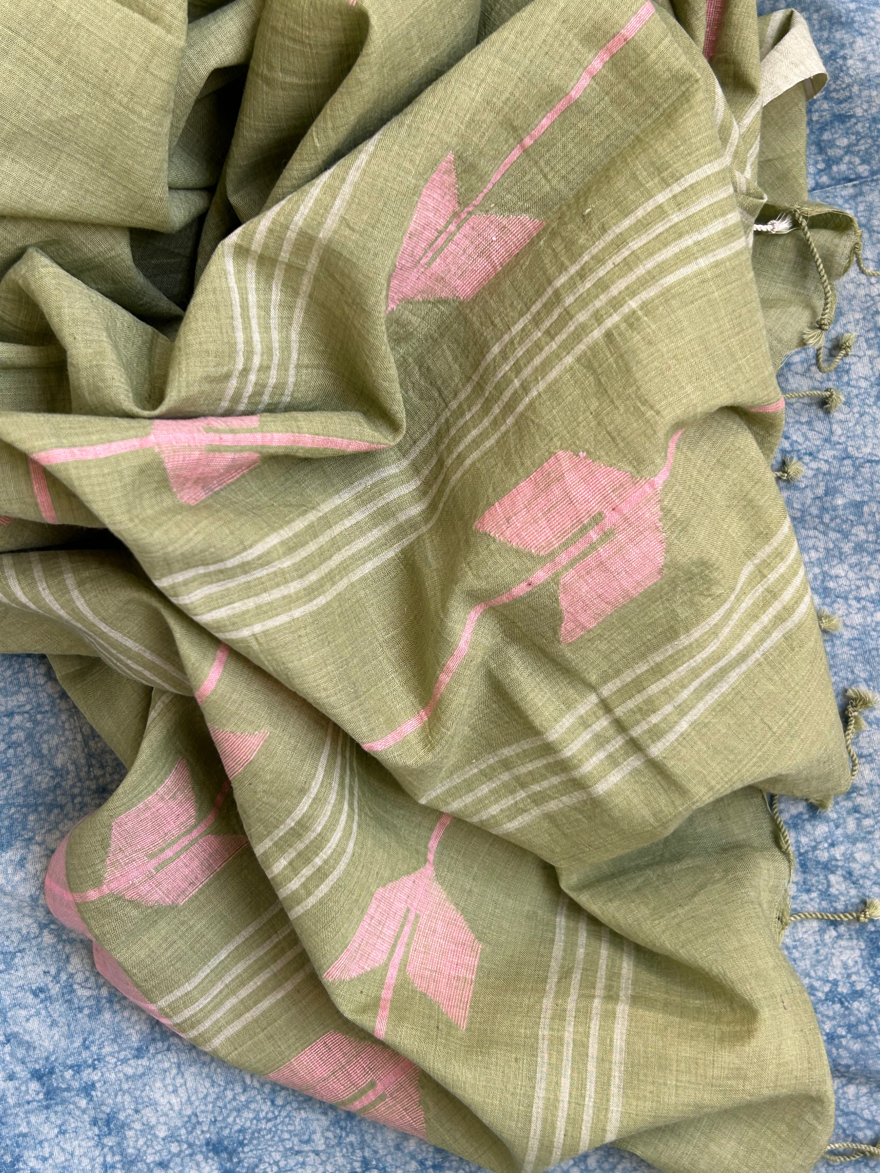 Jade Sitaara - Handwoven Bengal Jamdani Kurta Dupatta set