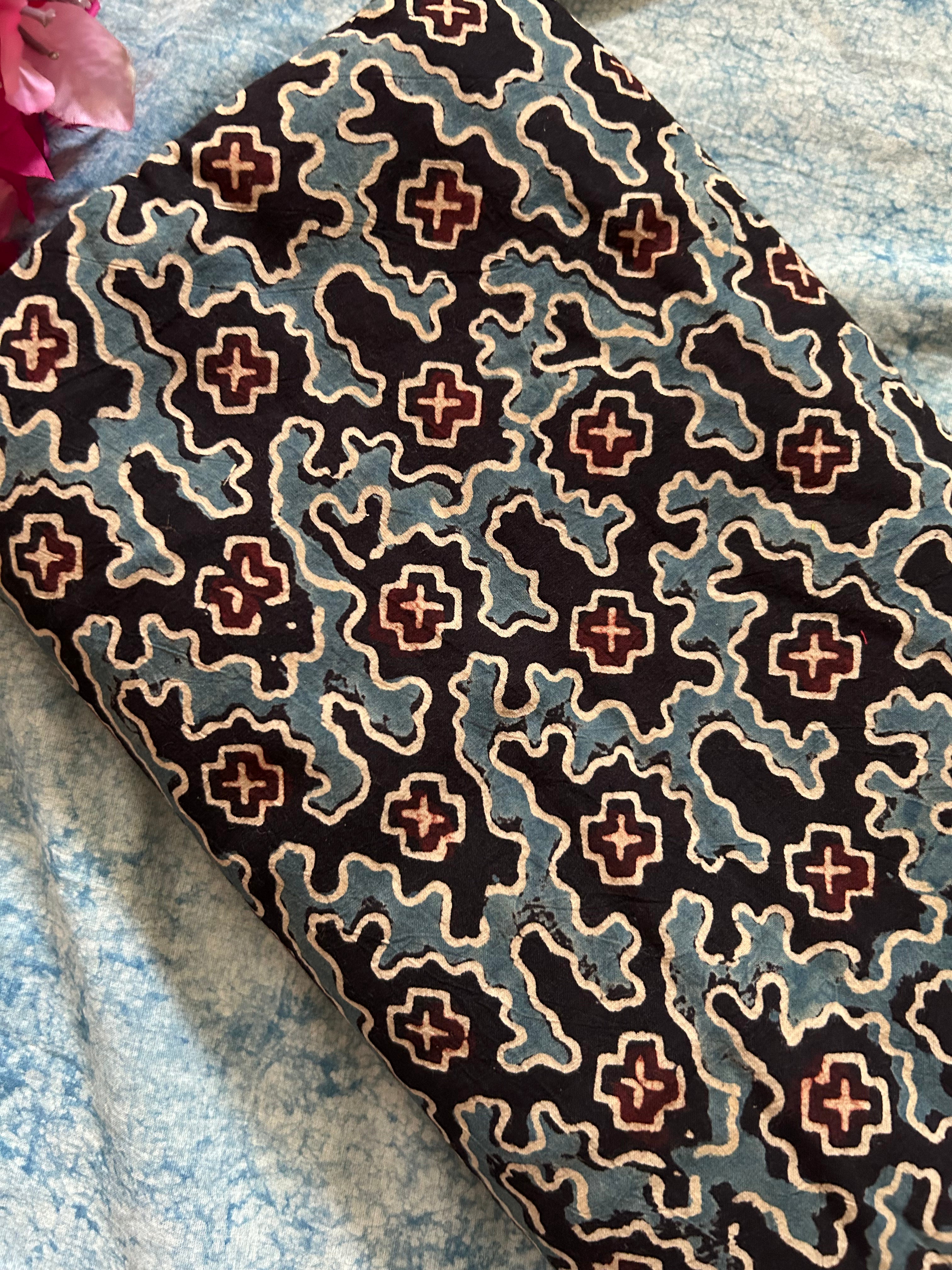 Handcrafted Cotton Fabric 2.5m