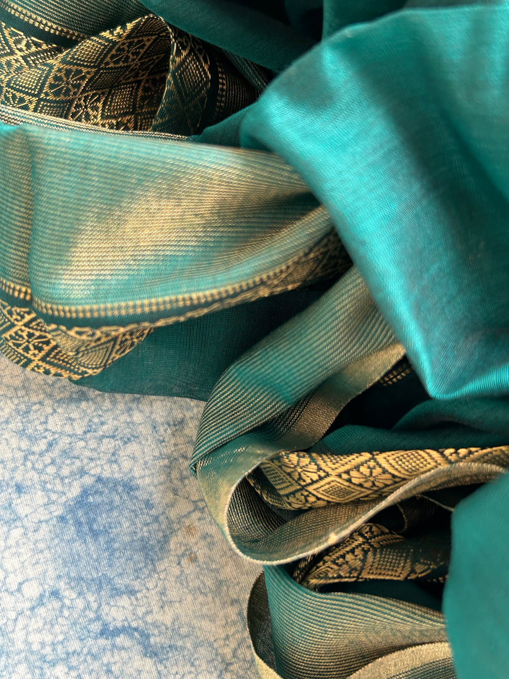 Handwoven Maheshwari Kurta Dupatta Set
