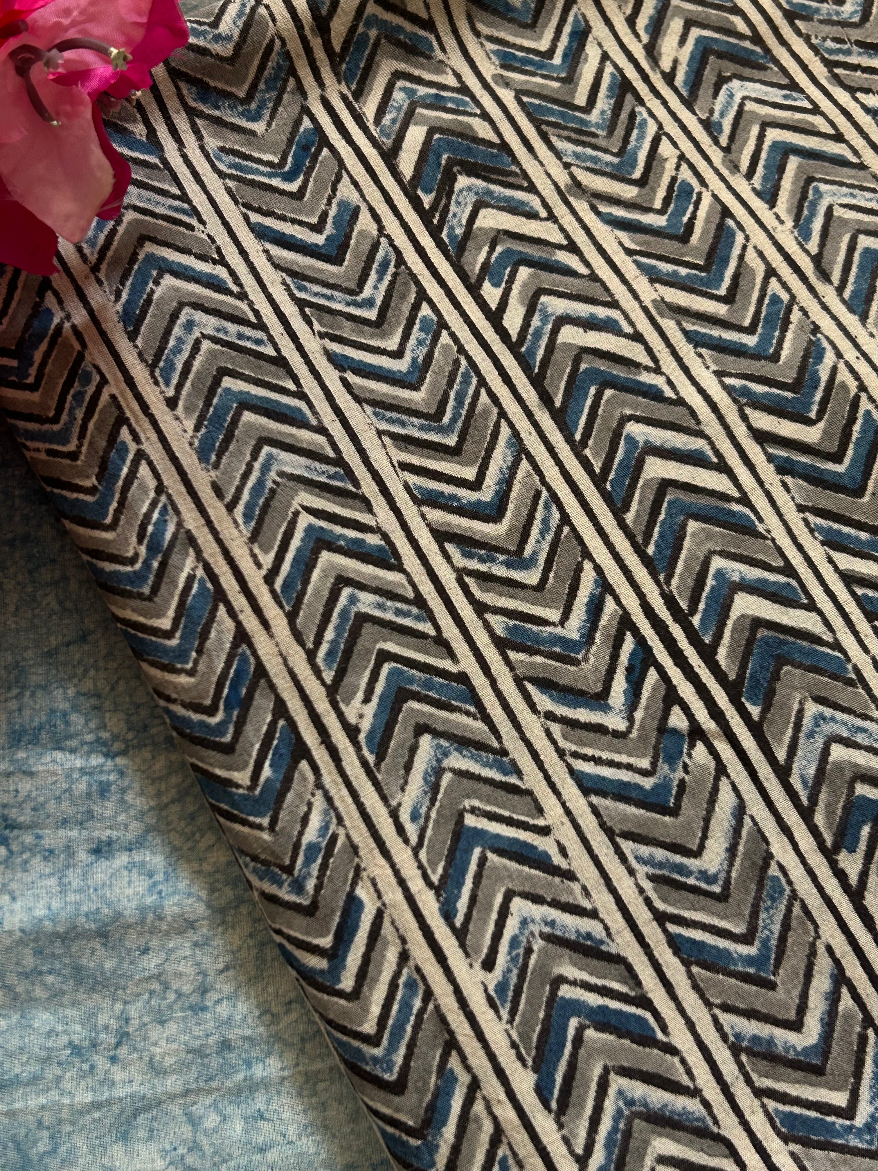 Handcrafted Cotton Fabric 2.5m
