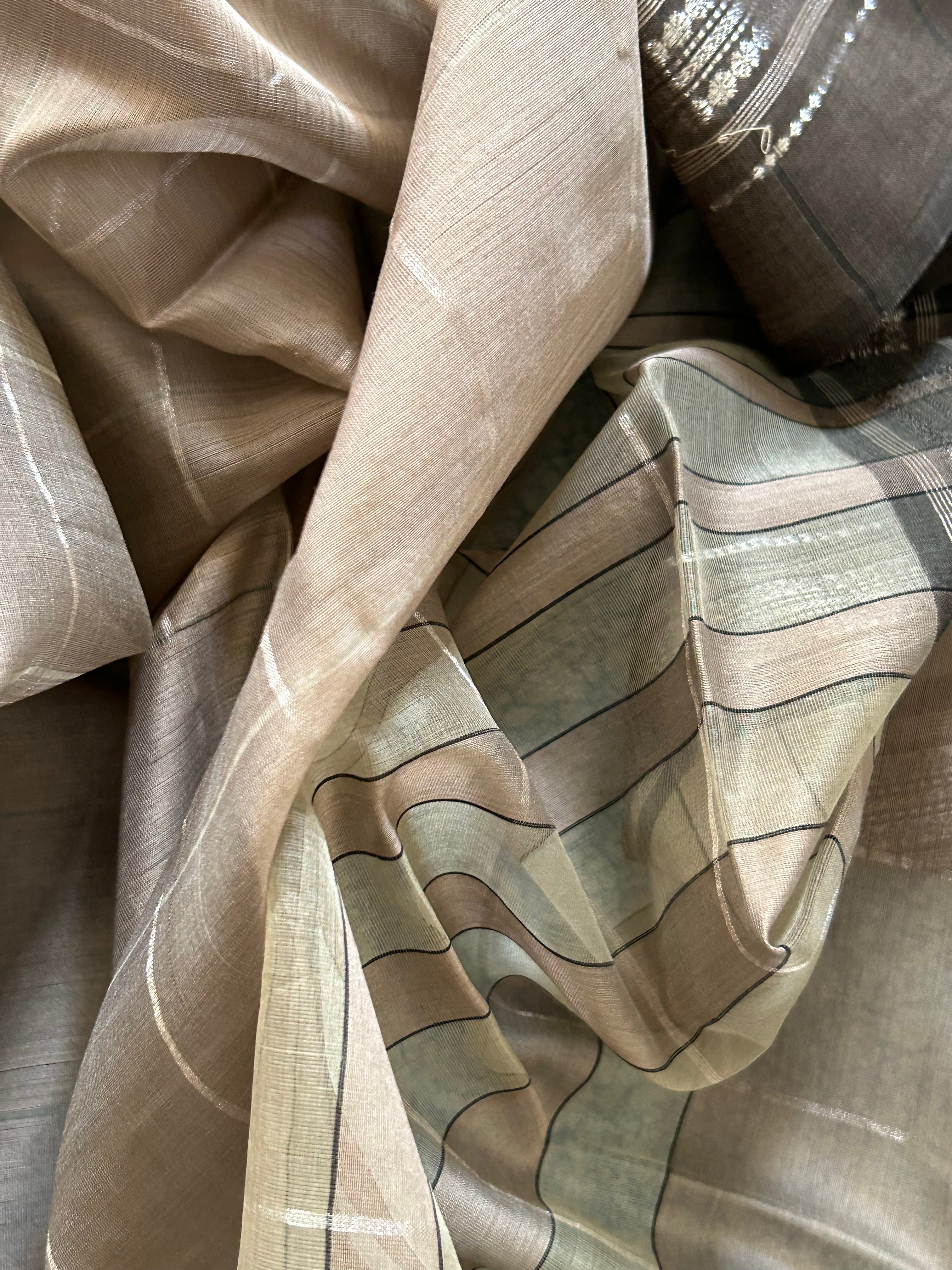 Handwoven Maheshwari Kurta Dupatta Set