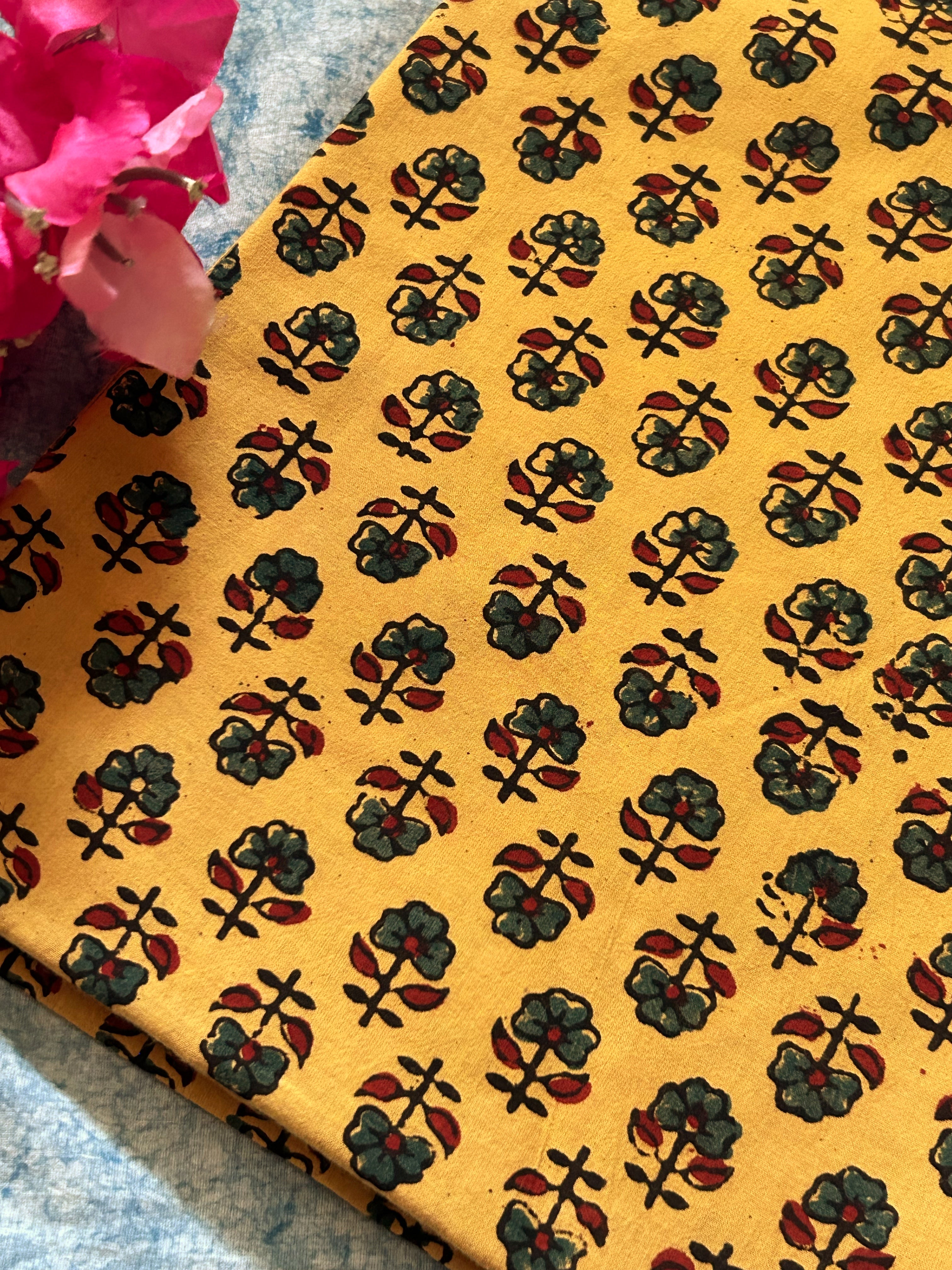 Handcrafted Cotton Fabric 2.5m