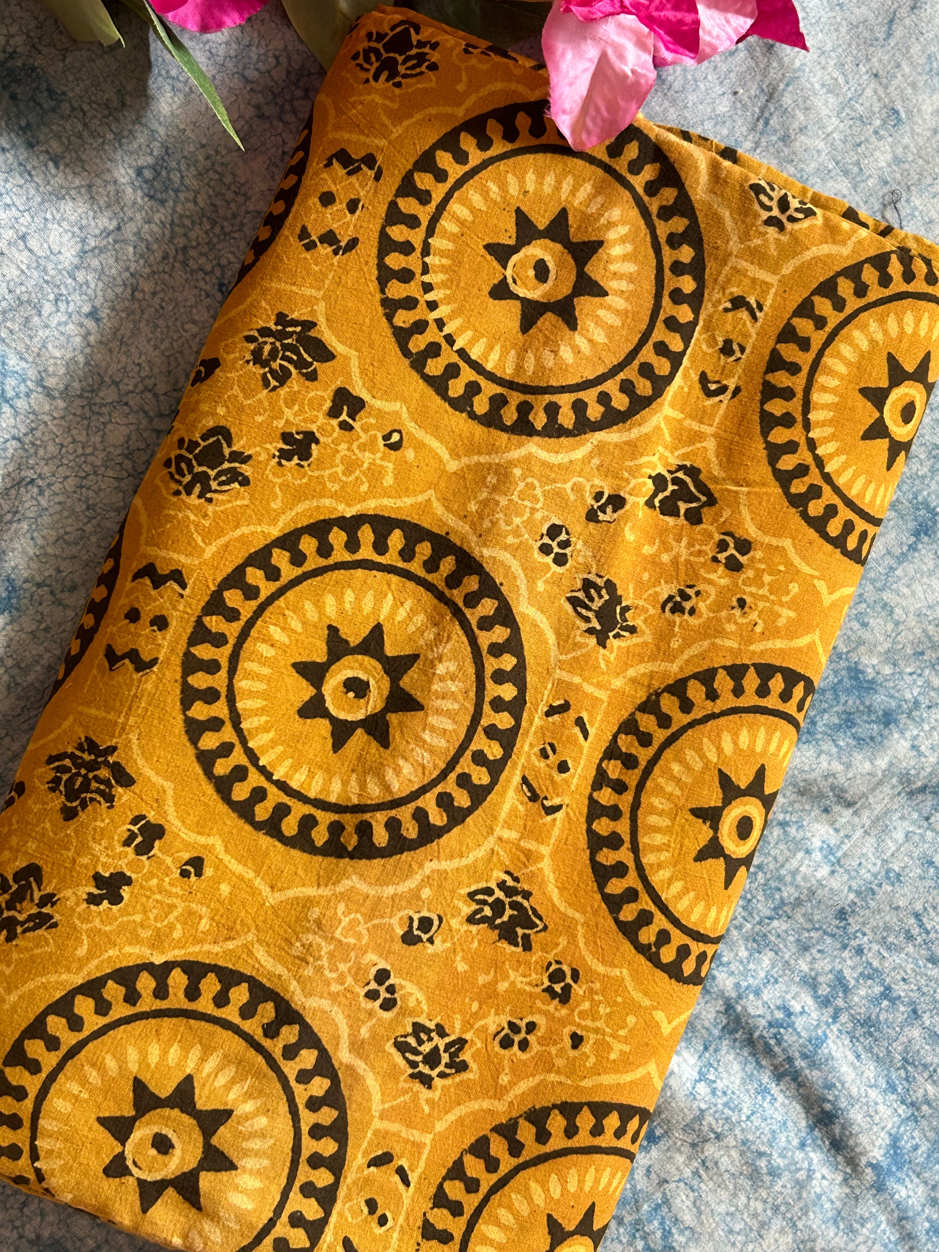 Handcrafted Cotton Fabric 2.5m