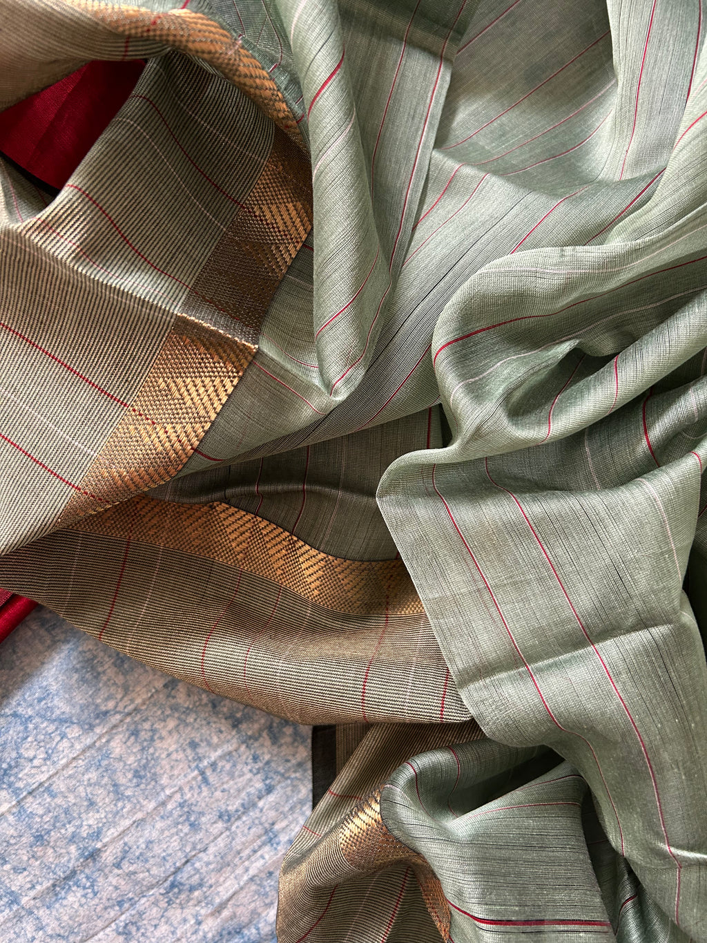 Handwoven Maheshwari Kurta Dupatta Set